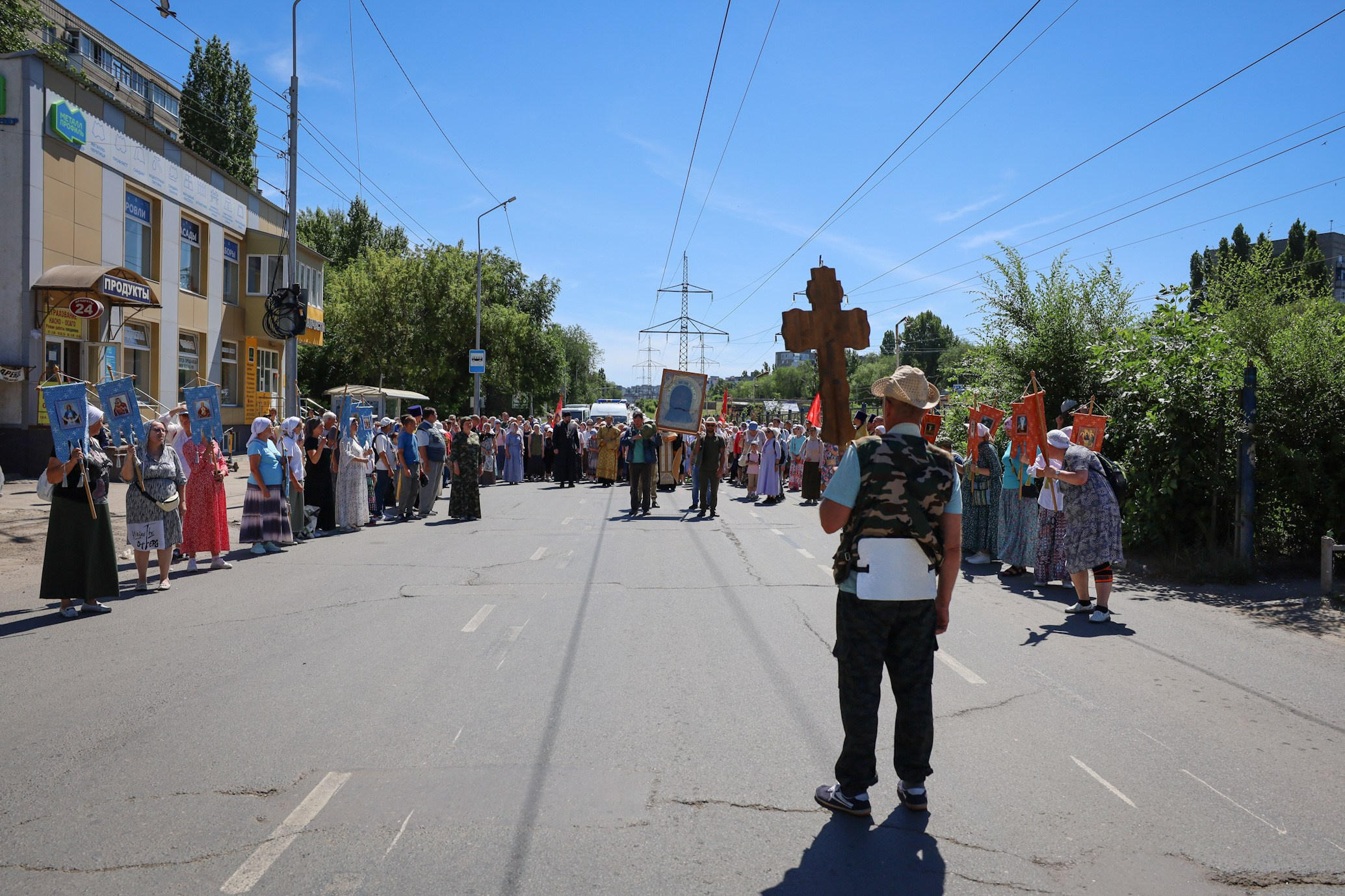 Многодневный крестный ход в Вавилов Дол. Саратовское Северо-Западное благочиние