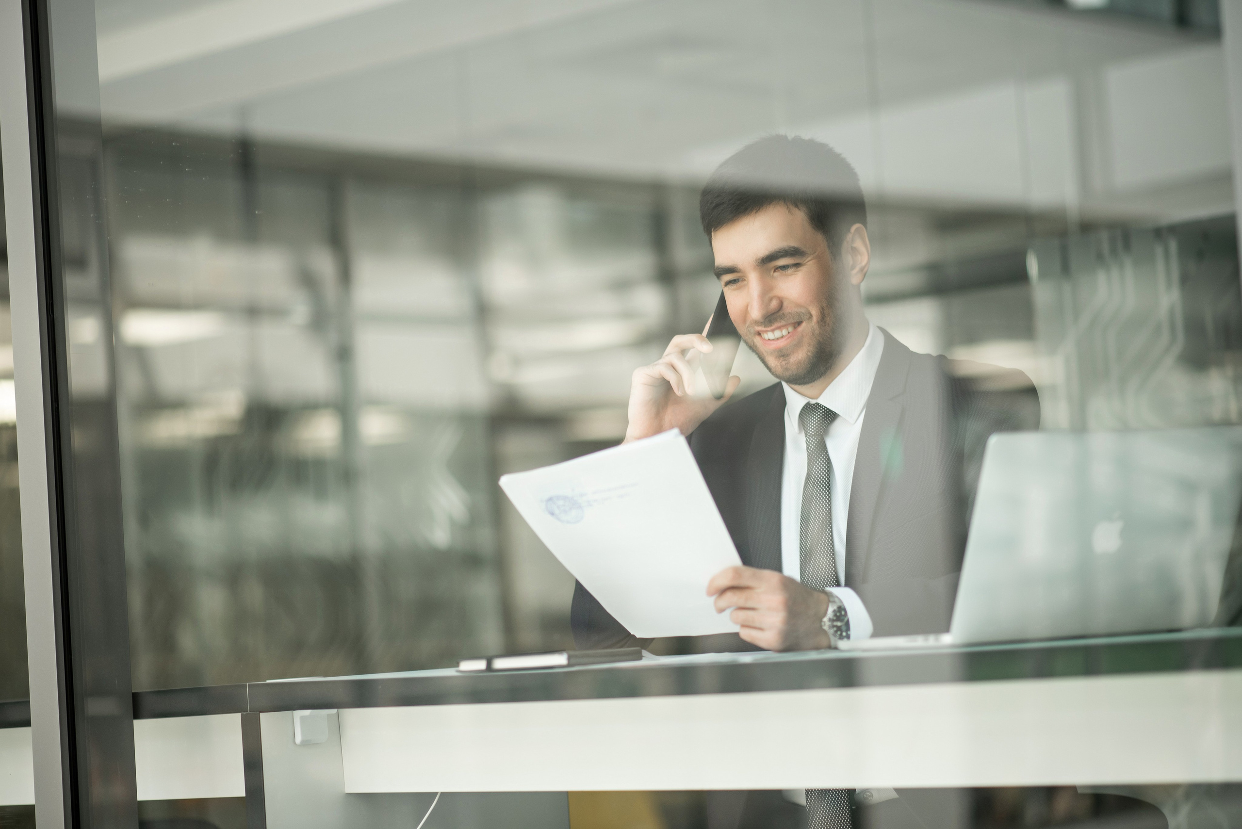 Постановочная портретная фотосъемка. Продакшн для девелопмента и реального сектора