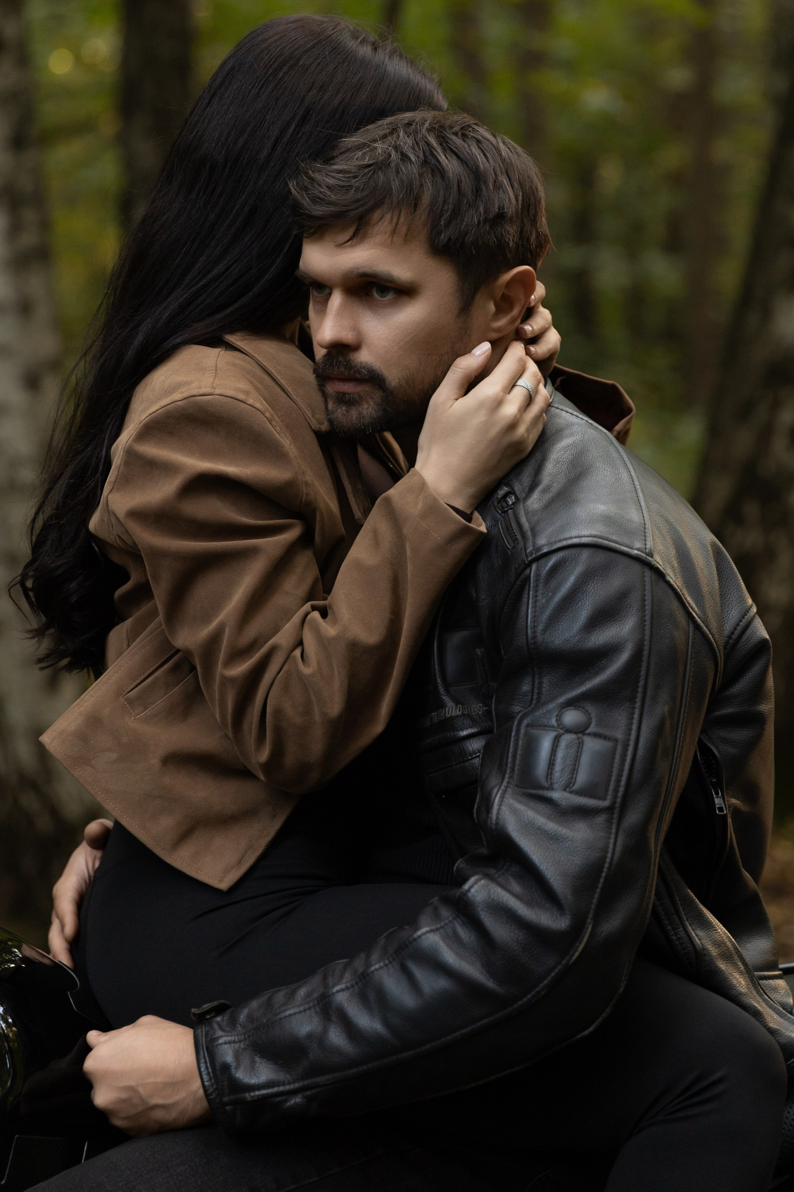 Осенняя съемка на мотоцикле. Фотограф индивидуальных женских портретов и LOVEstory в Москве