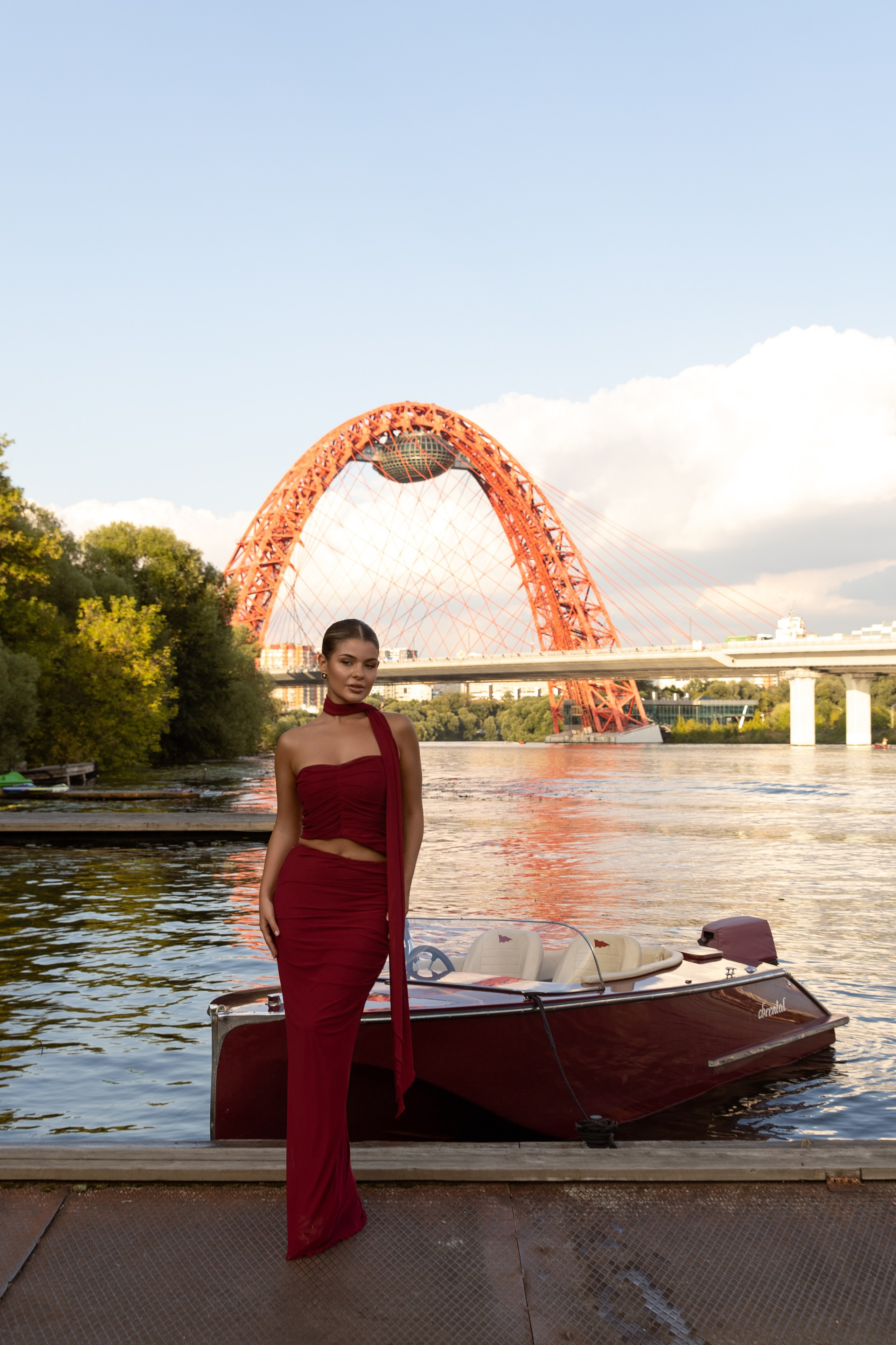 Съемка на катере. Фотограф индивидуальных женских портретов и LOVEstory в Москве