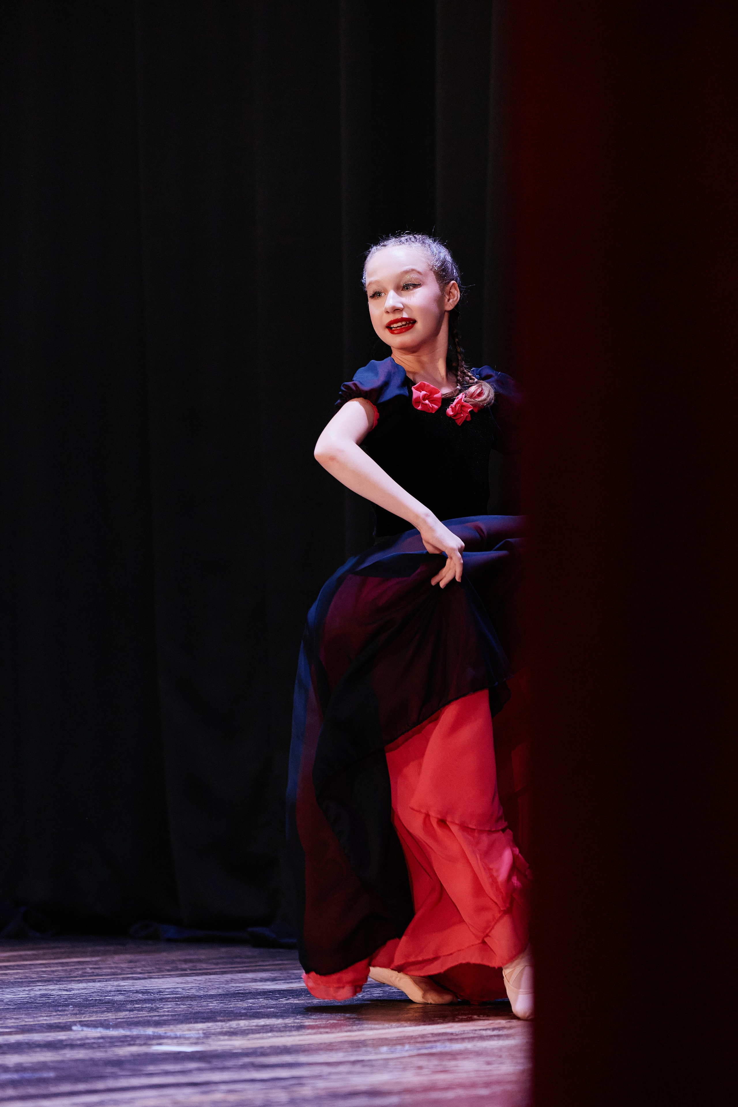 Концерт танцевальной студии Фиеста 08.06. Свадебный репортажный фотограф краснодар максим дремов дрёмов фотосессия студия цена