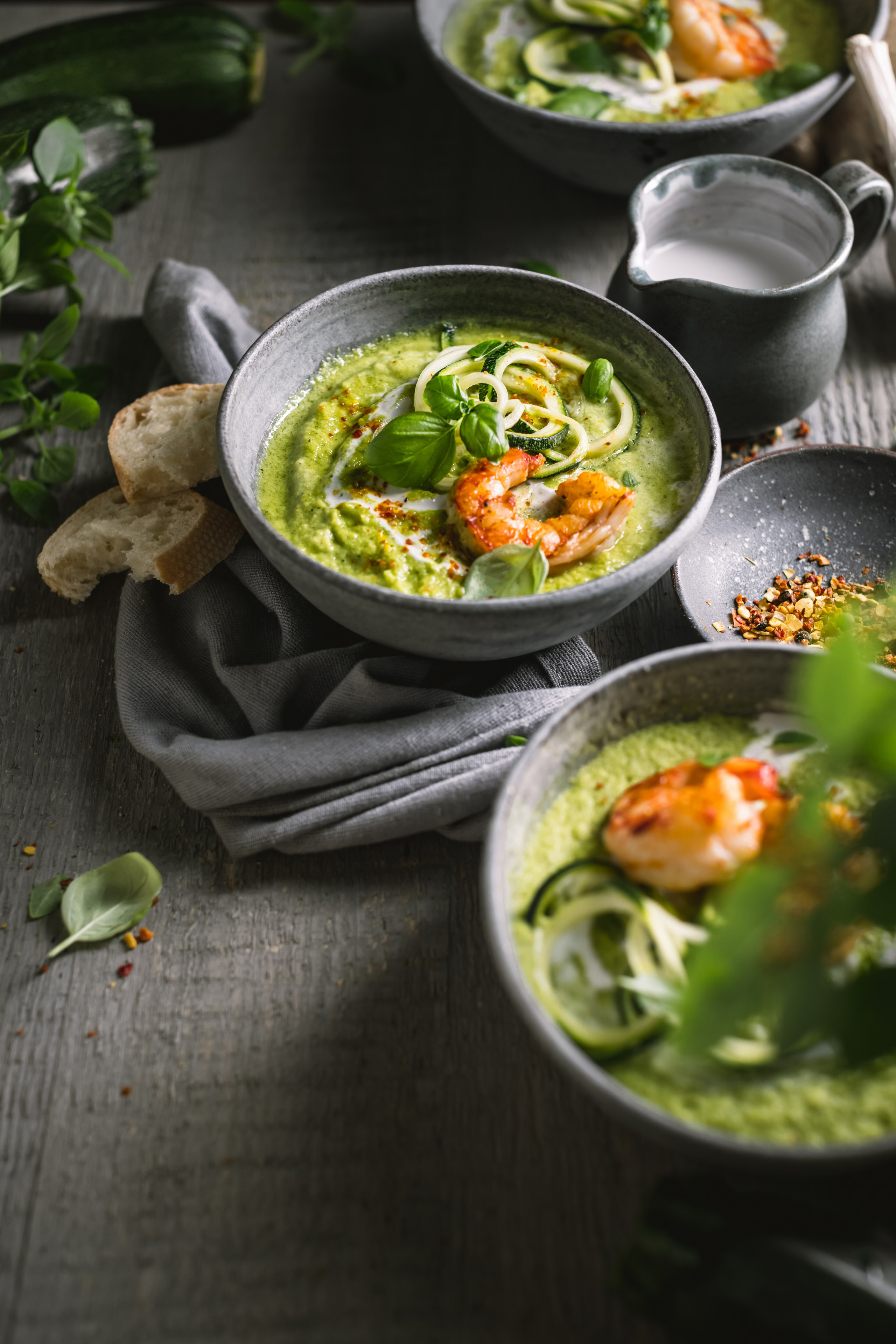 Крем суп из цукинни. Foodie Stories (гастрономические истории) рекламная фуд-фотосъёмка, Москва