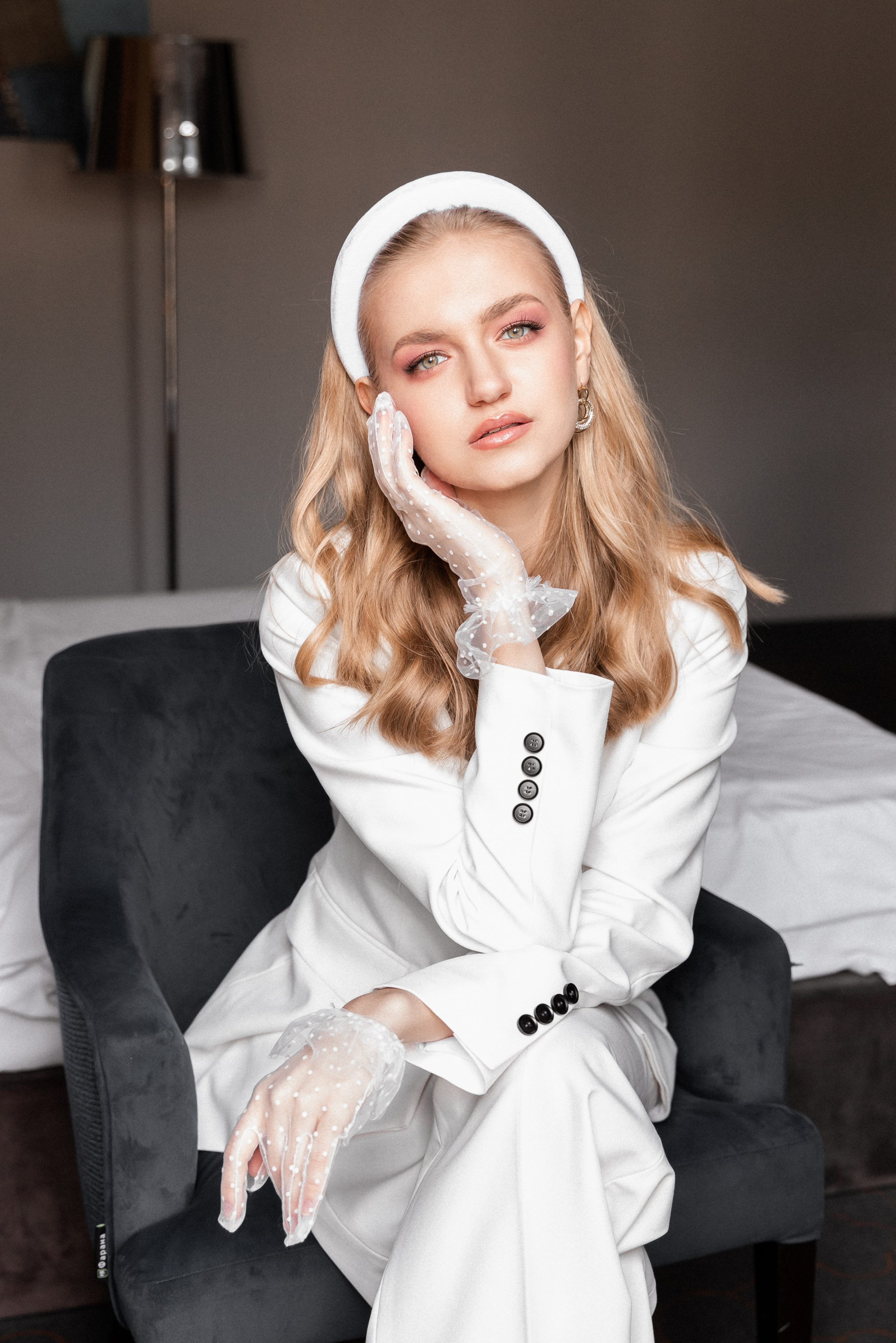 Съёмка в номере отеля для Елены. Профессиональный фотограф в Москве Оксана Богданец