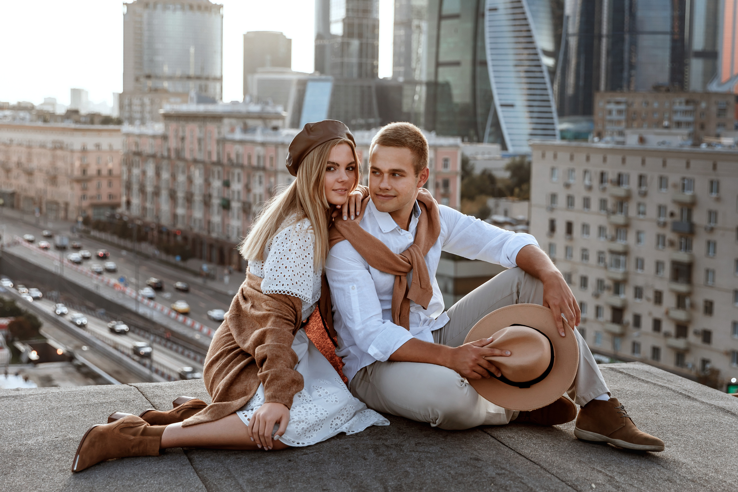 Романтическая съёмка на крыше для Константина и Екатерины. Профессиональный фотограф в Москве Оксана Богданец