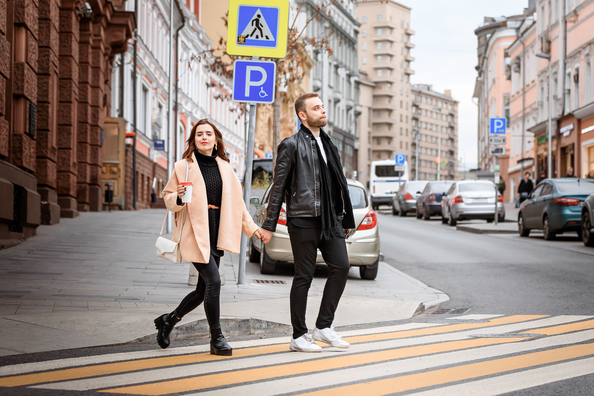 Городская прогулка для Кати и Свята. Профессиональный фотограф в Москве Оксана Богданец