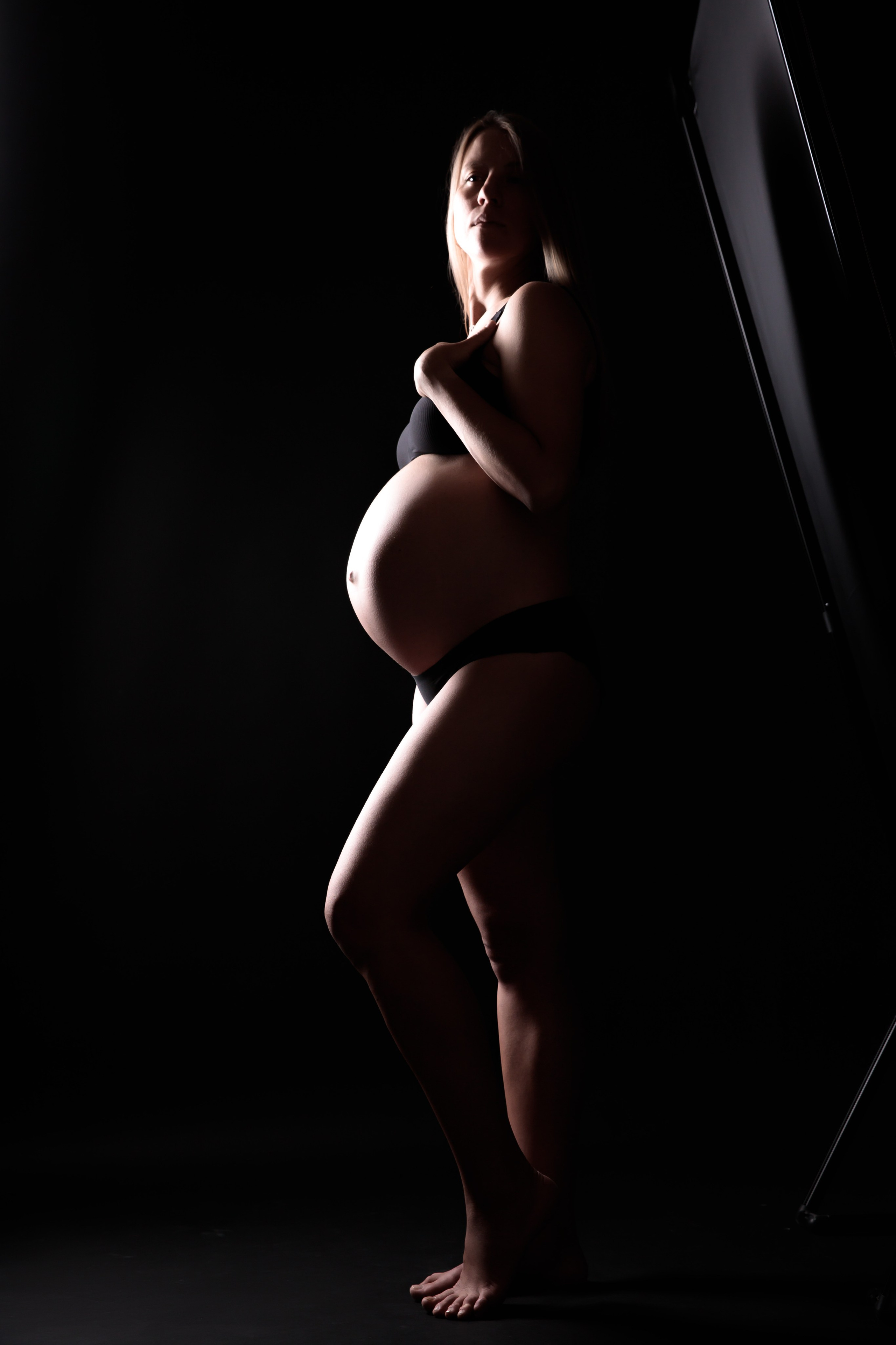 Фотосессия беременности. ФОТОГРАФ РАДОСТИ Фотосессия в студии СПб. Портретный фотограф — Юрий Торлопов