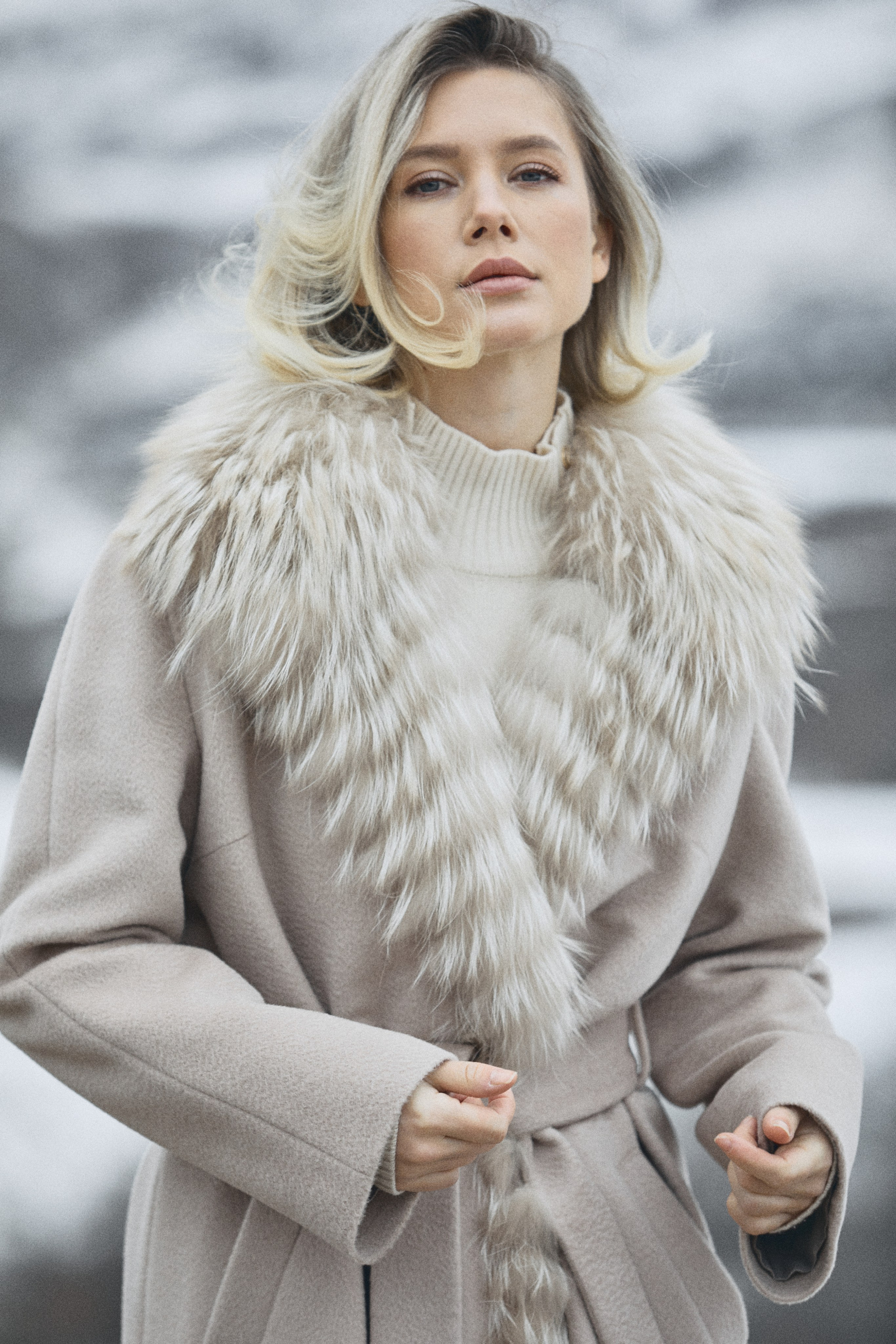 Выездная съемка для бренда одежды. Фотограф Продюсер в горах КБР / Москва  Нальчик Горы