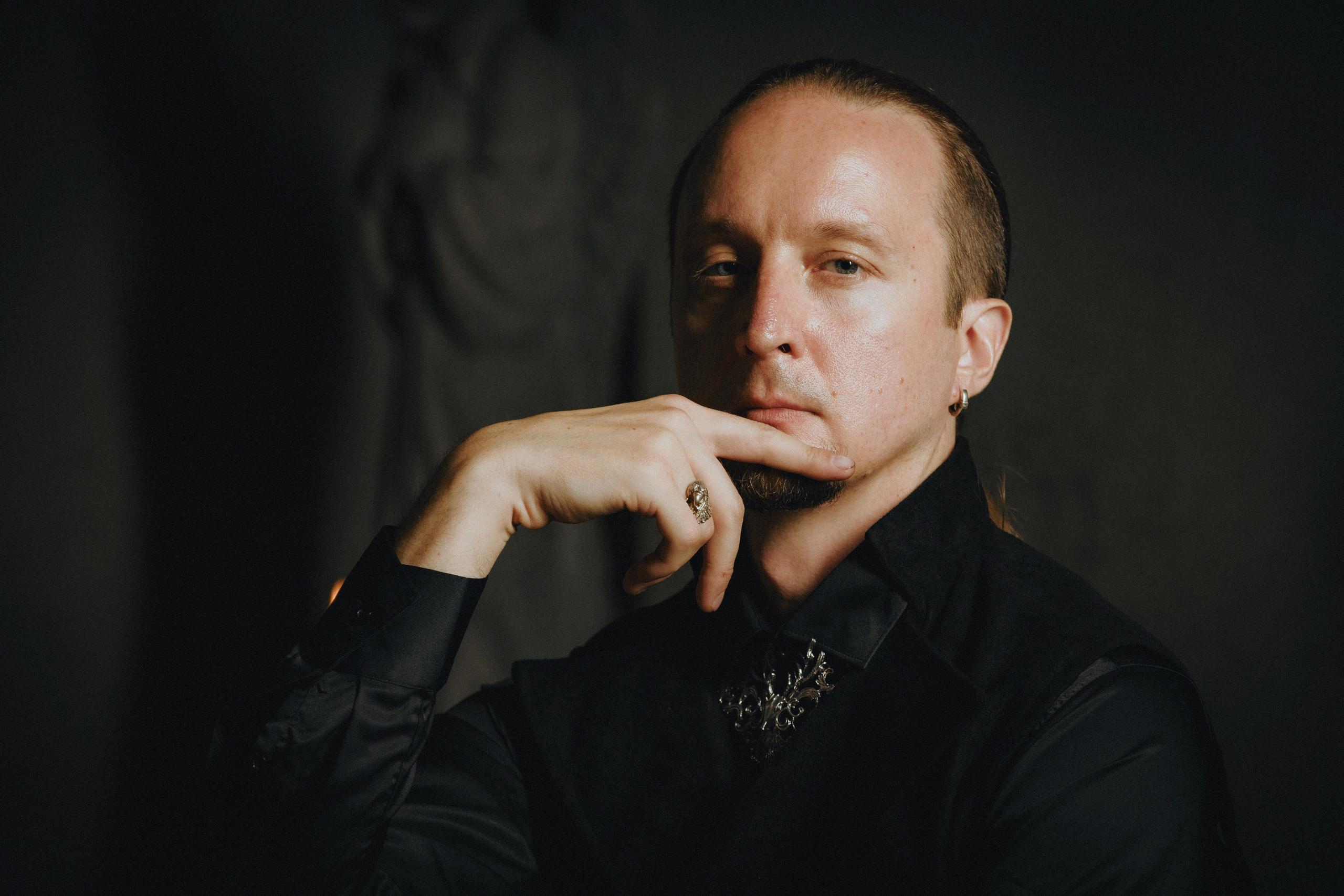 Лев в студии. Портретный и концертный фотограф в Москве Тугарин Александр