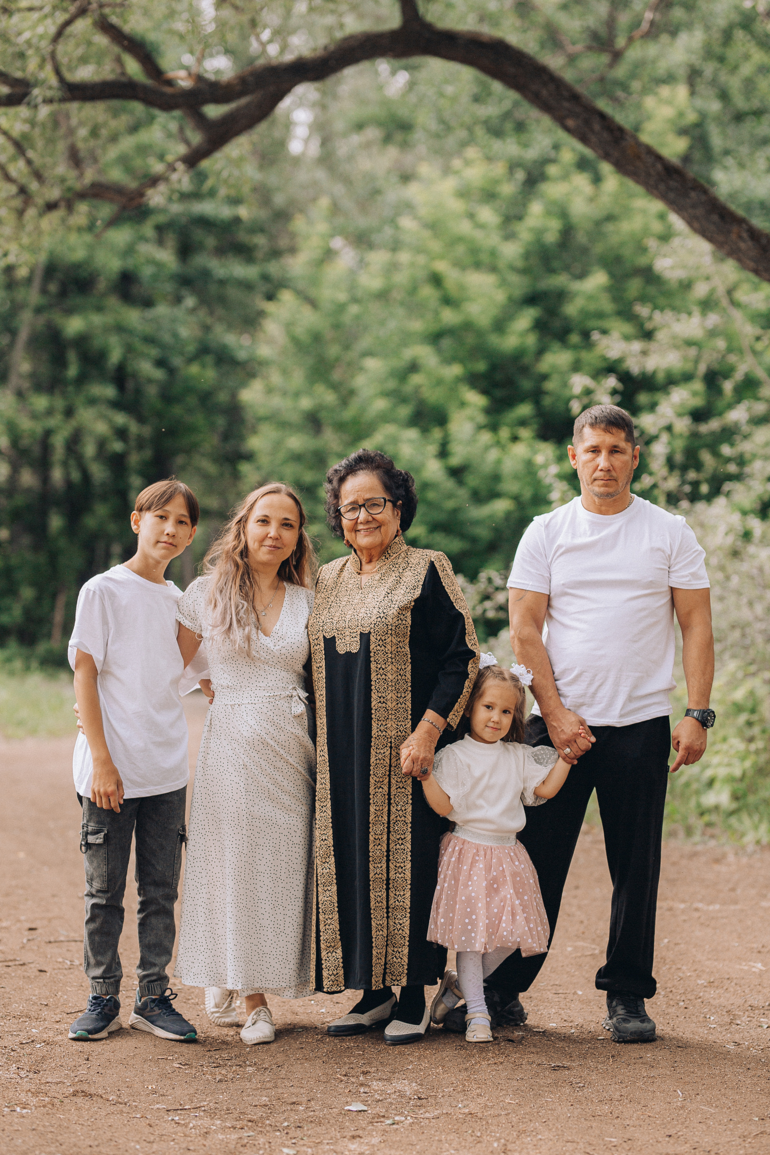 Азалия и ее большая семья. Свадебный и семейный фотограф в городах Уфа и Стерлитамак
