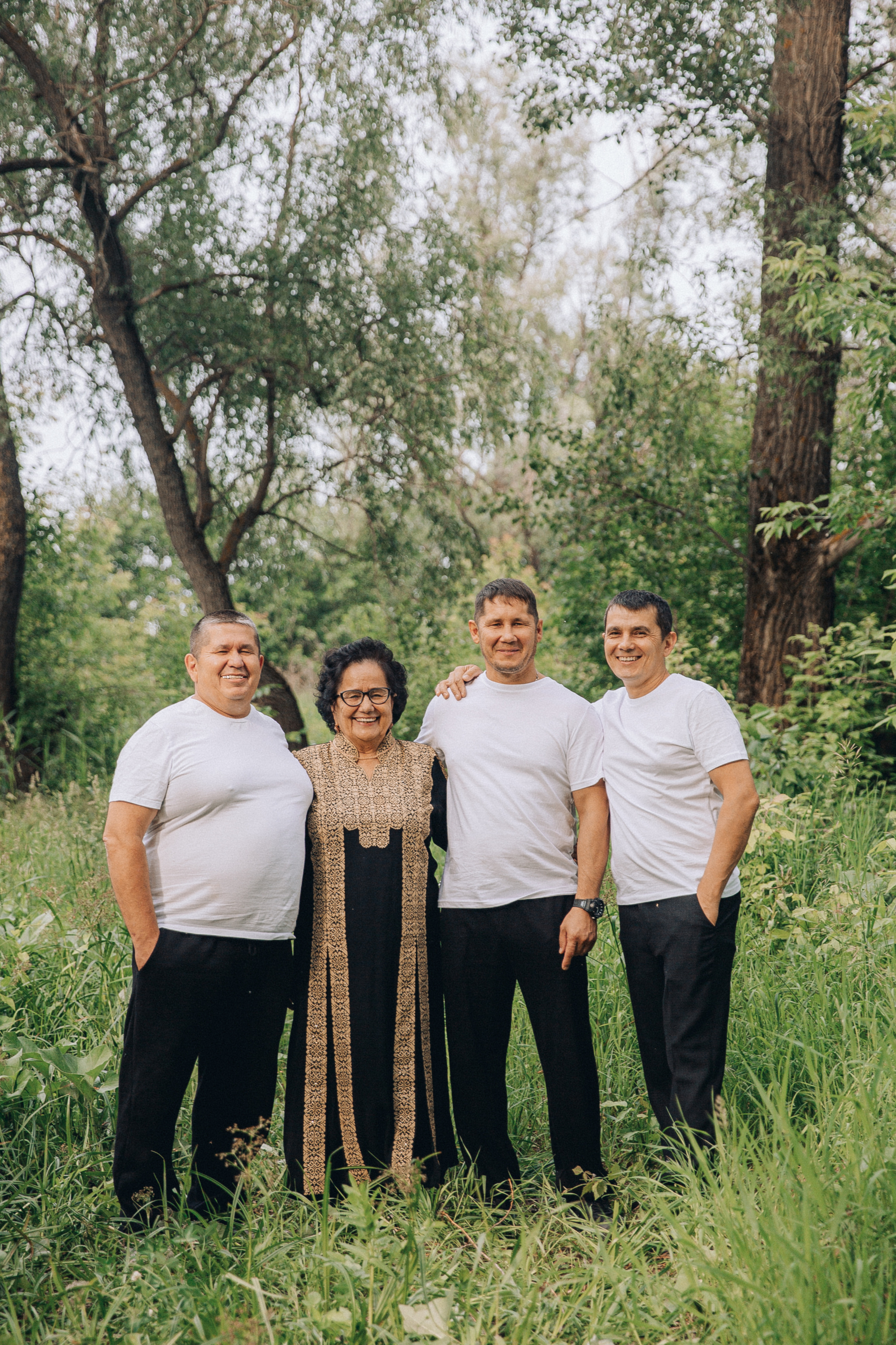 Азалия и ее большая семья. Свадебный и семейный фотограф в городах Уфа и Стерлитамак