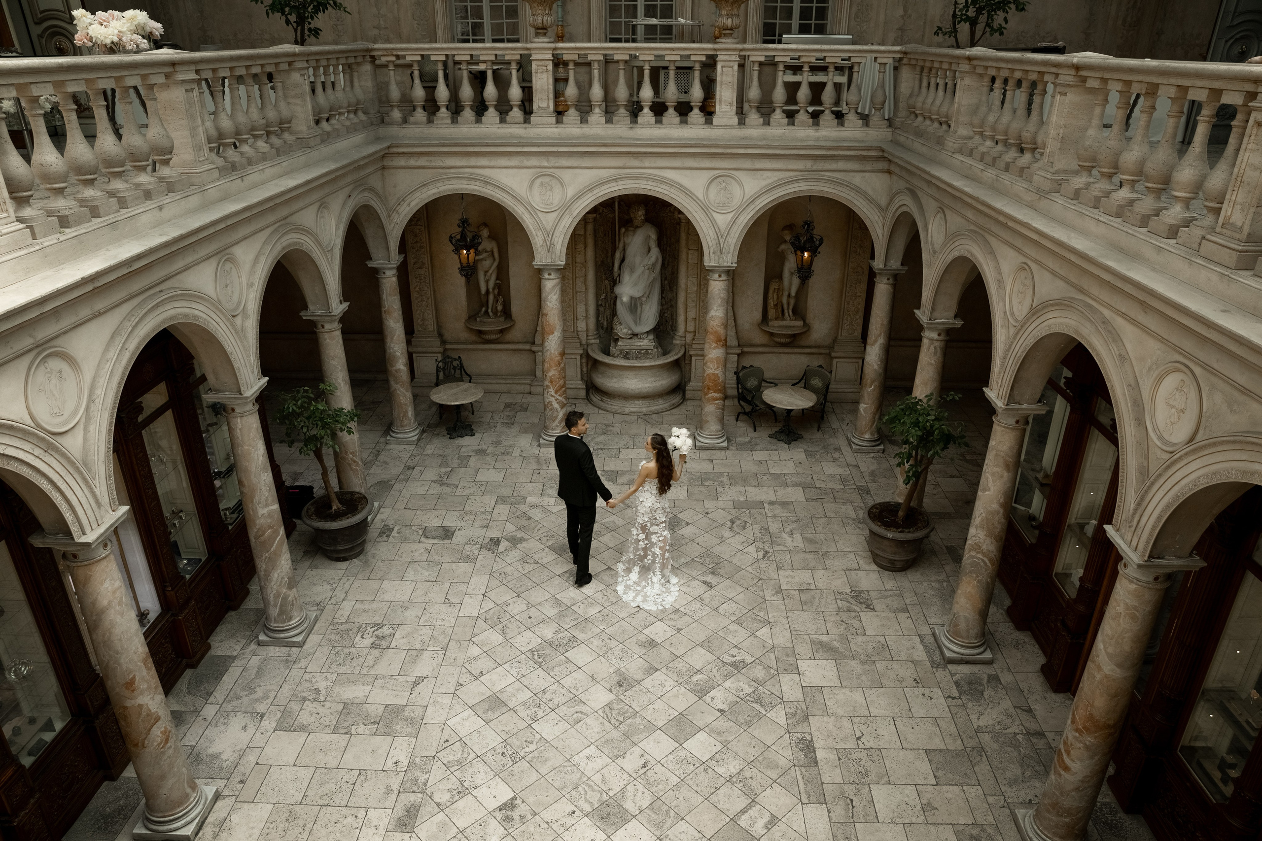 Стильная свадебная фотосессия Москва | Свадебный фотограф. Фотограф брендов и бизнеса в Москве Алексей Сентюрин