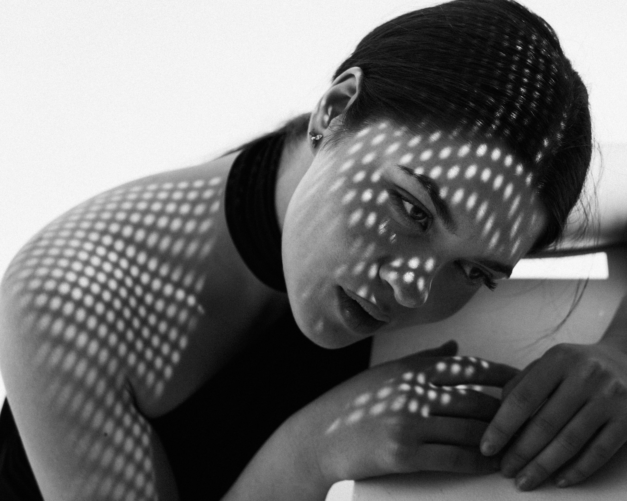 Творческая портретная фотосессия в студии в Санкт-Петербурге для Виктории. Светлана Гопанюк. Портретный фотограф. Санкт-Петербург. СПб