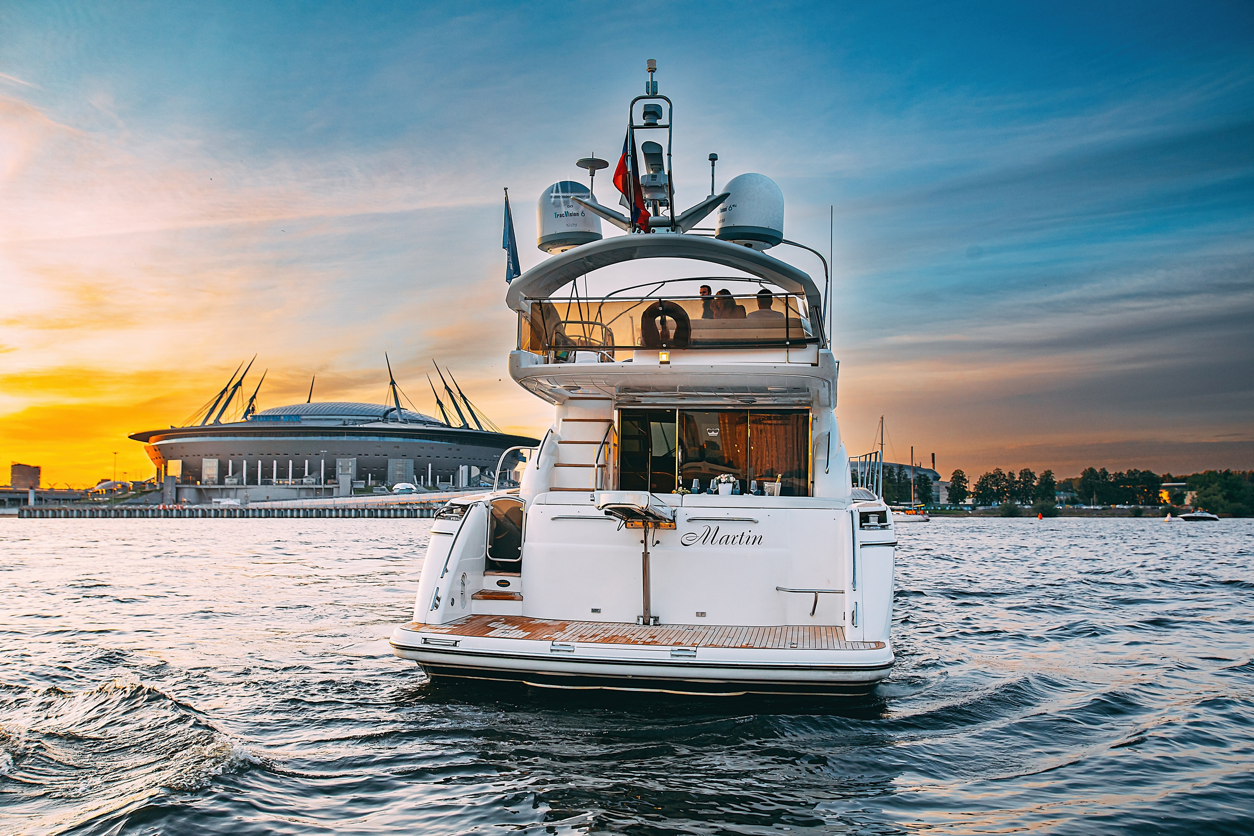 Яхта Princess 57 Esperanza. SPB Rent Boats|аренда катеров и теплоходов