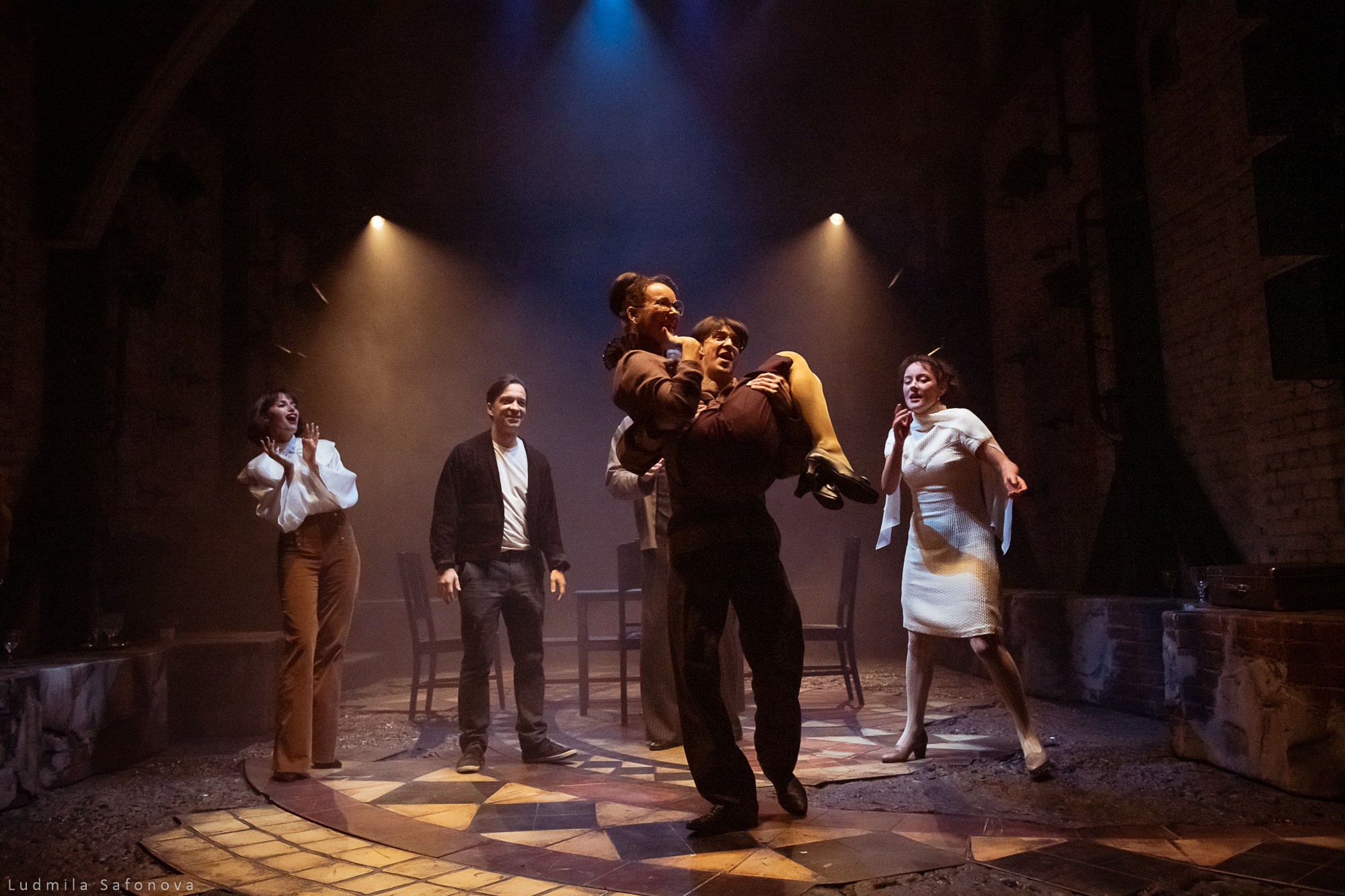 Утиная охота театр Вахтангова. Lucytheatre