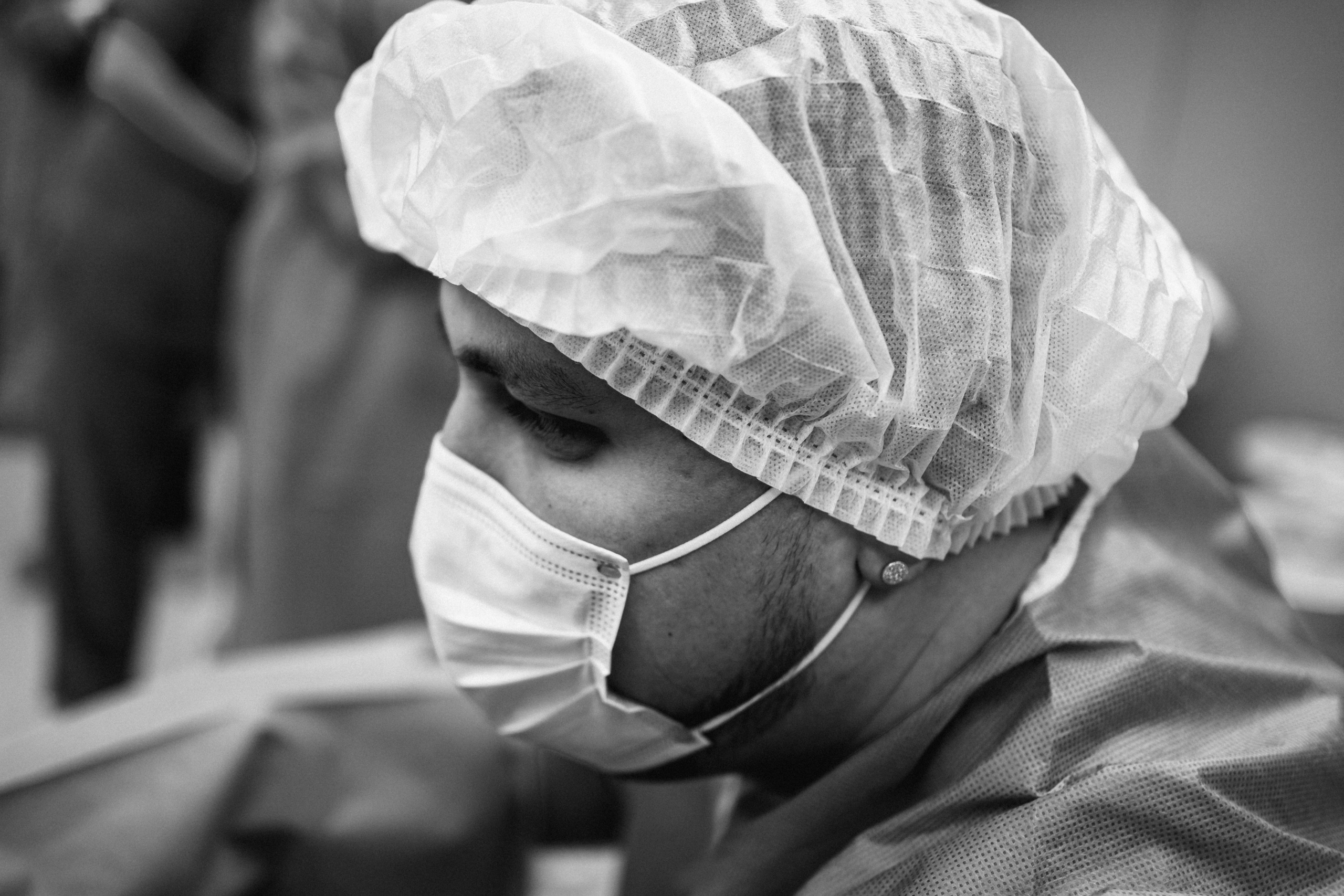 Съемка родов ЧБ. Фотограф и видеограф на роды в Москве Подшивалова Полина