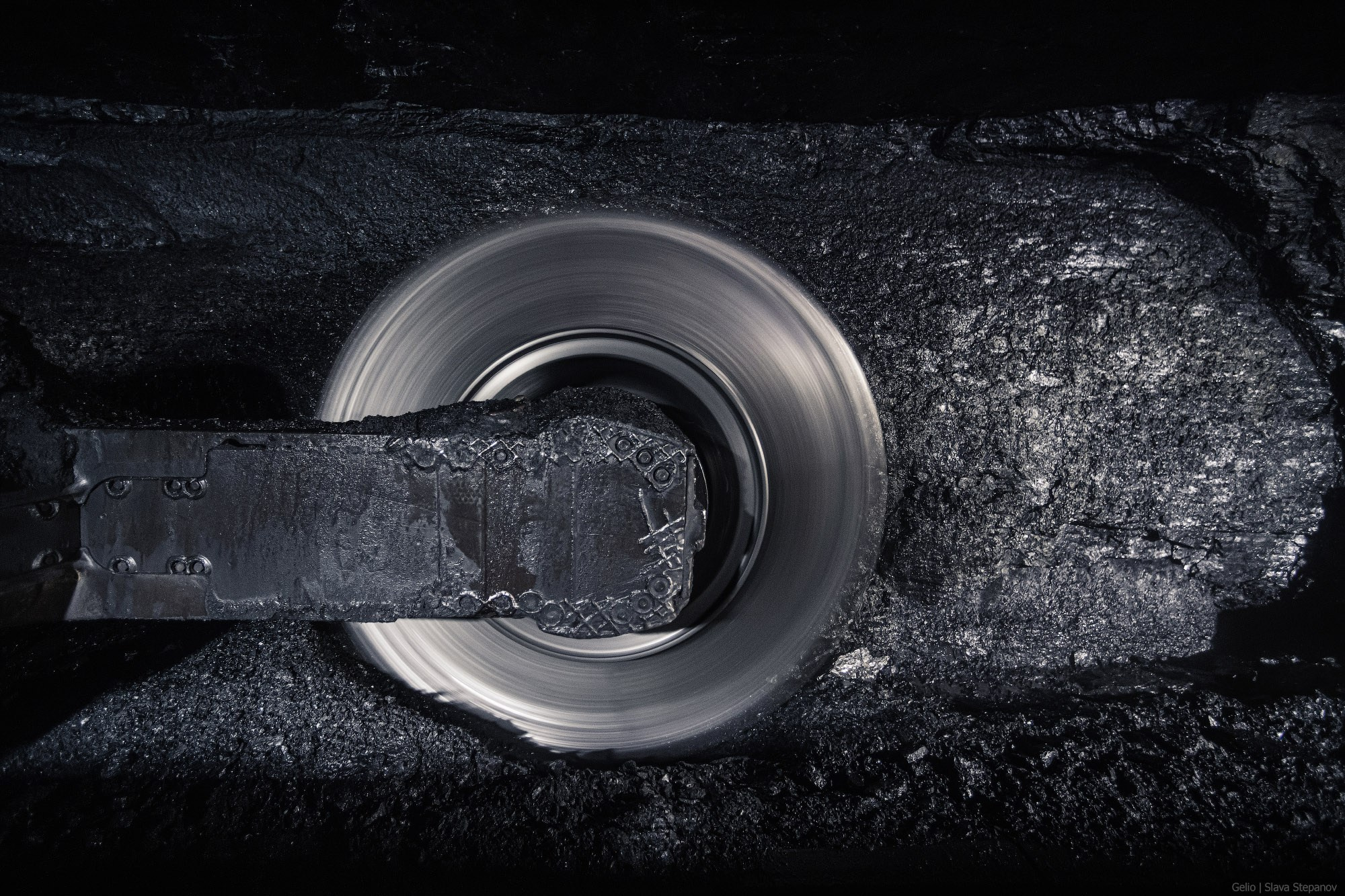 Добыча. Фотограф Слава Степанов, Gelio