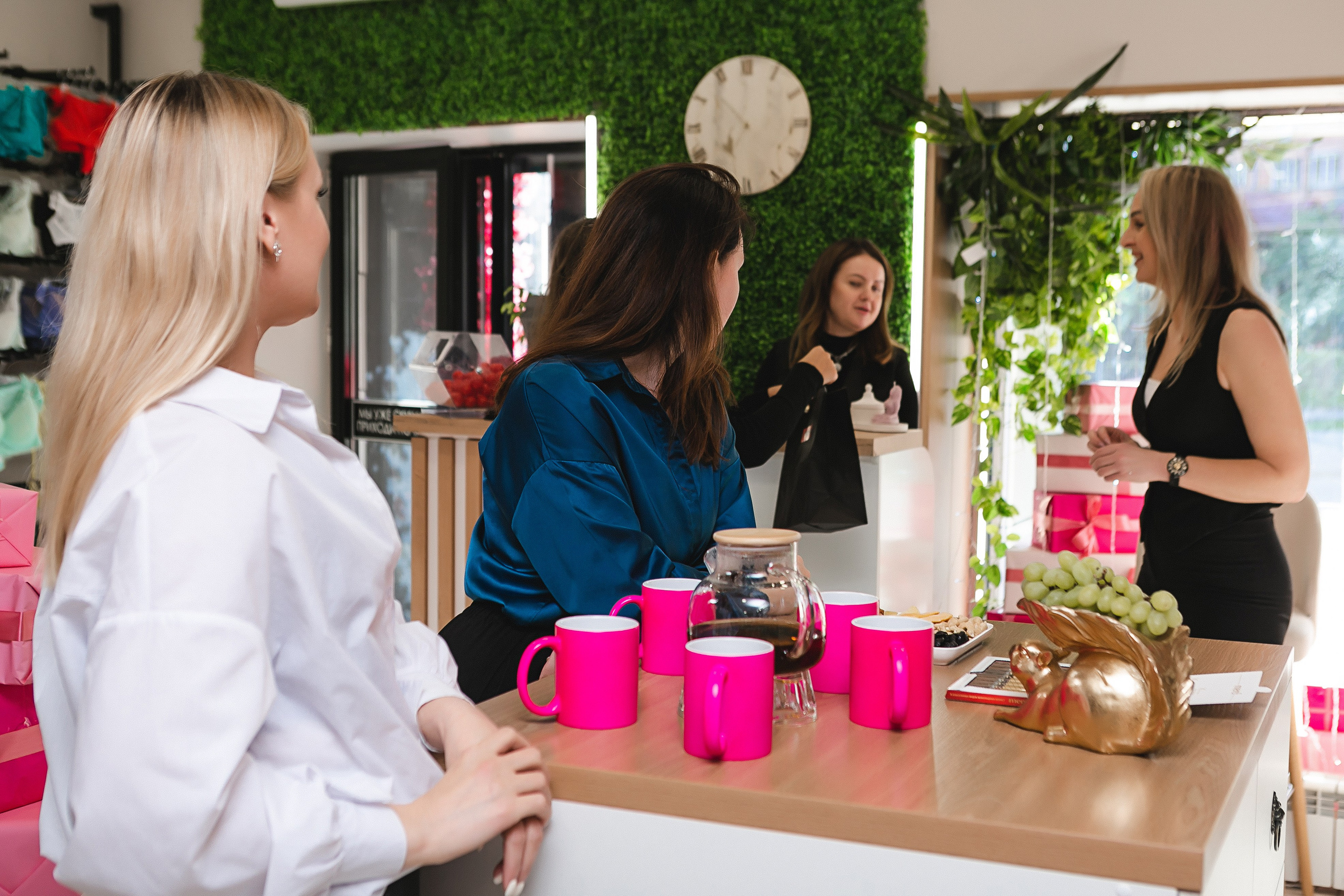 Dumnova. Контент фотограф, съемка для маркетплейсов, фуд съемка и репортажи в Новосибирске Ралия Галеева