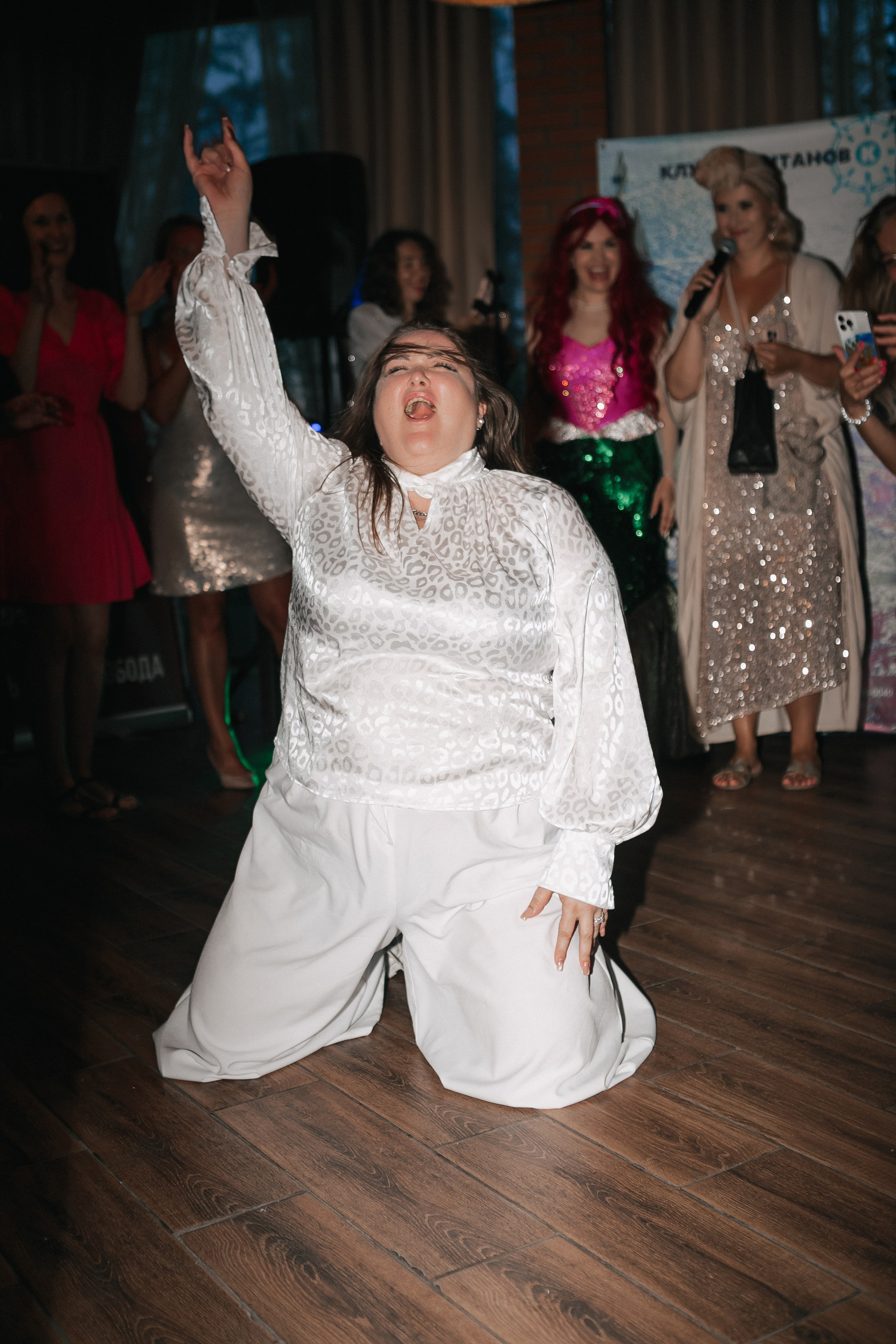 Репортаж с вечеринки в яхт клубе. Главная