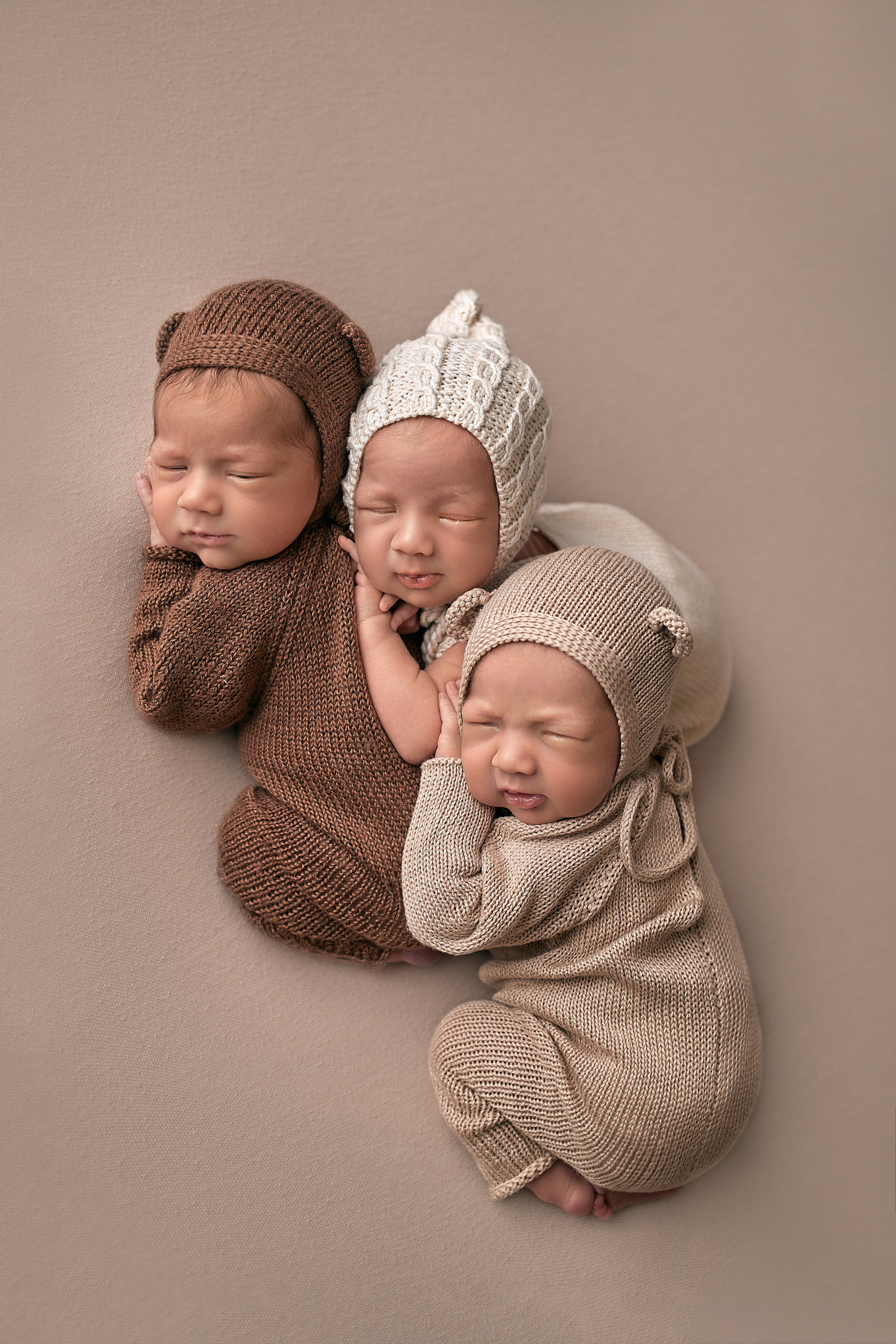 НОВОРОЖДЕННЫЕ. ФОТОГРАФ НОВОРОЖДЕННЫХ ЧЕРЕПОВЕЦ САНКТ-ПЕТЕРБУРГ