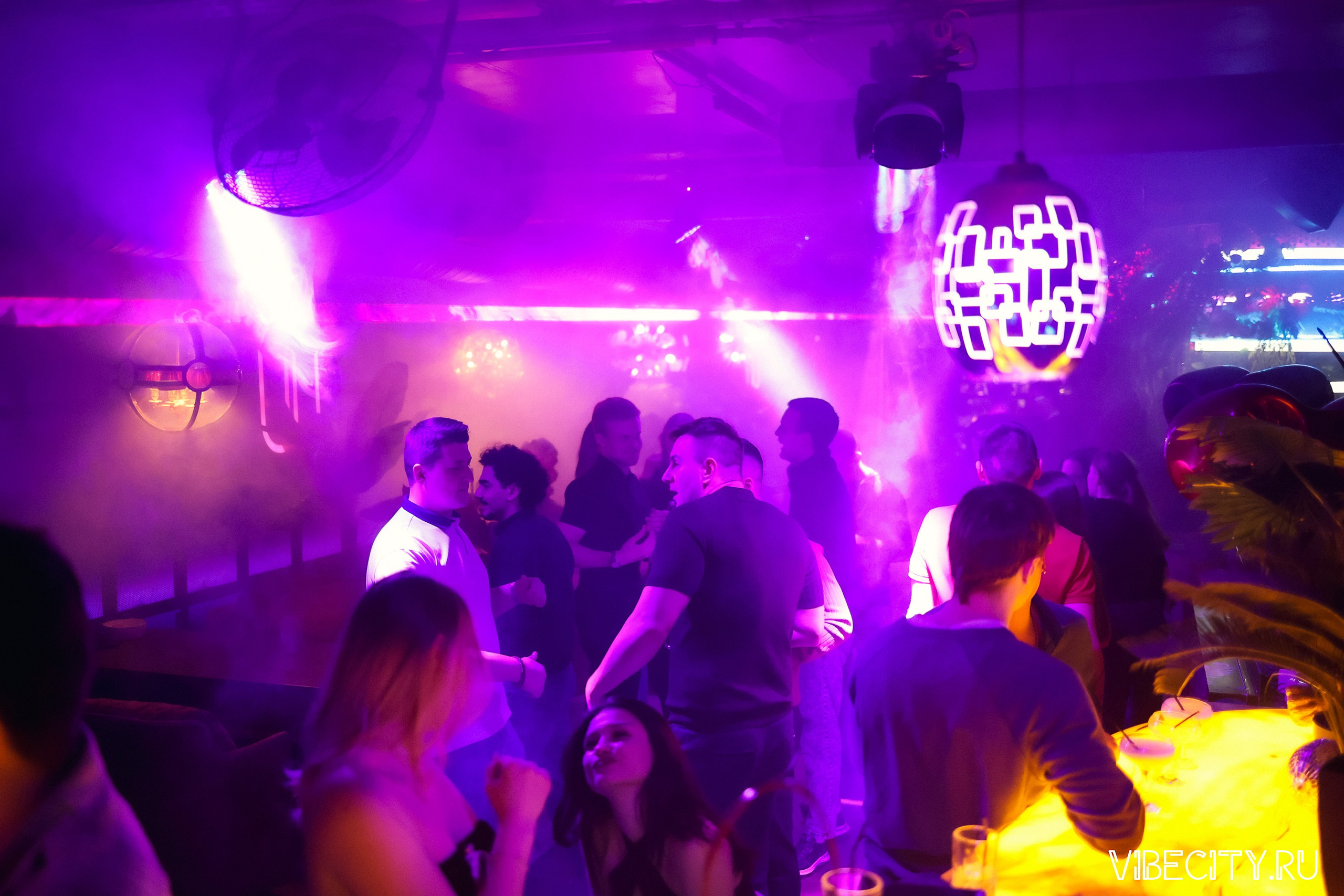 DOUBLE U. VIBECITY.RU Вайб Сити Ру Фоторепортажи Фотоотчеты Калининград