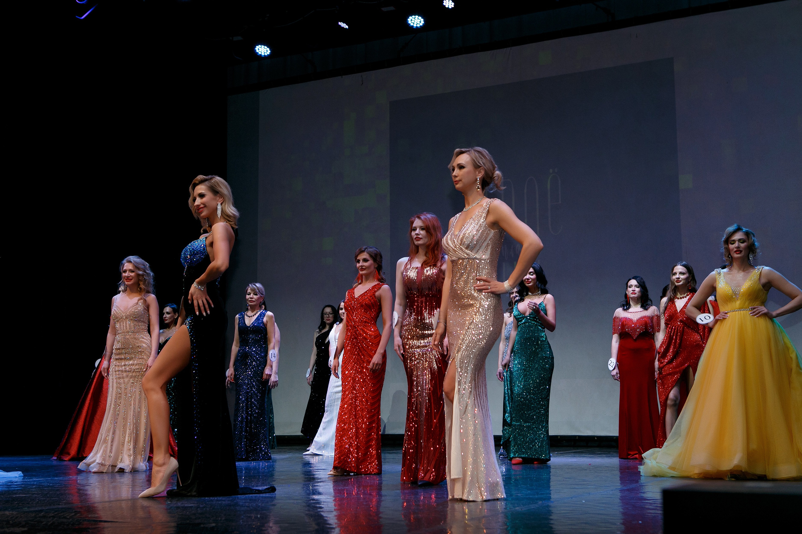 Финал Конкурса Красоты. Контент фотограф, съемка для маркетплейсов, фуд съемка и репортажи в Новосибирске Ралия Галеева