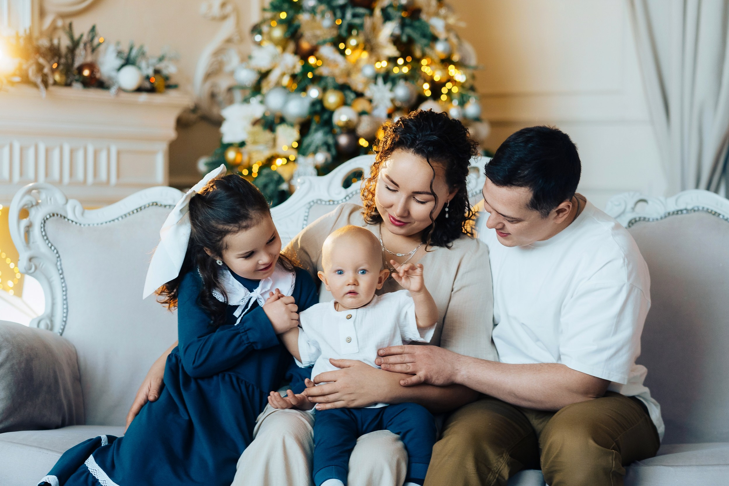 Семейная съёмка. Фотостудия Версаль. Ваш свадебный и семейный фотограф