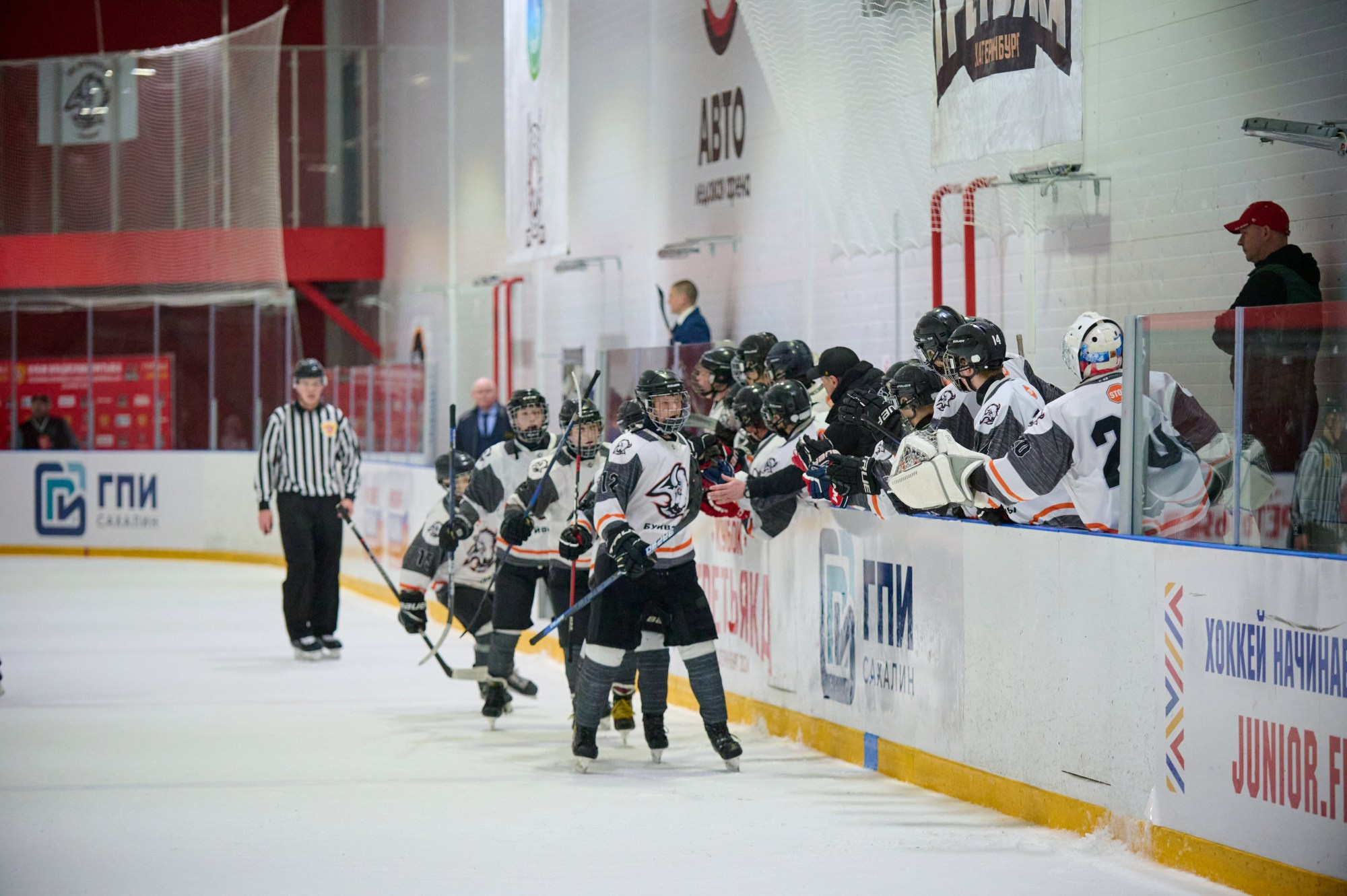 Кубок Третьяка 2024 г. Екатеринбург. Мезенцев Евгений фотограф