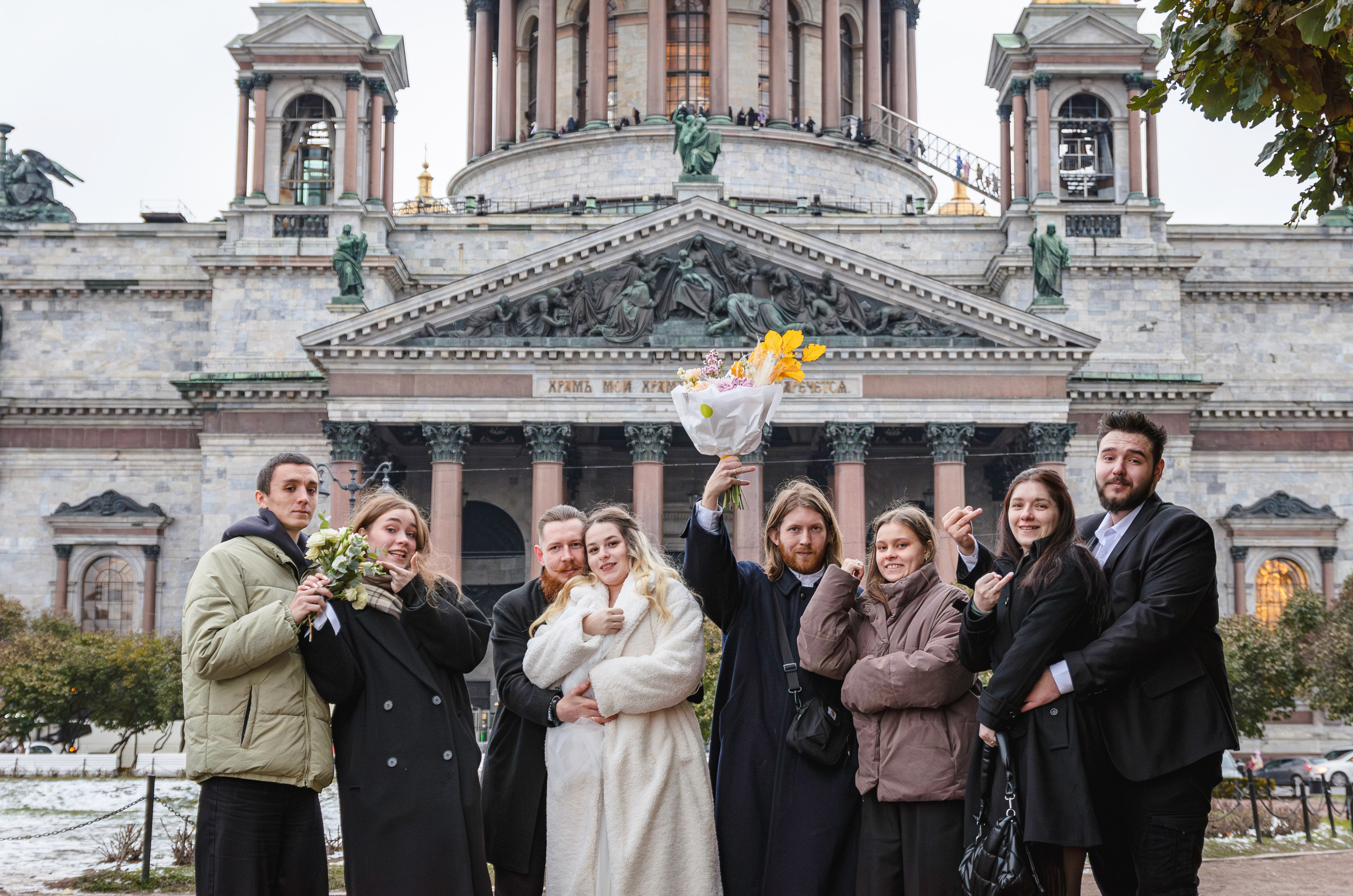Репортажка в ЗАГСе росписи молодожёнов. Портретный и репортажный фотограф в Санкт-Петербурге
