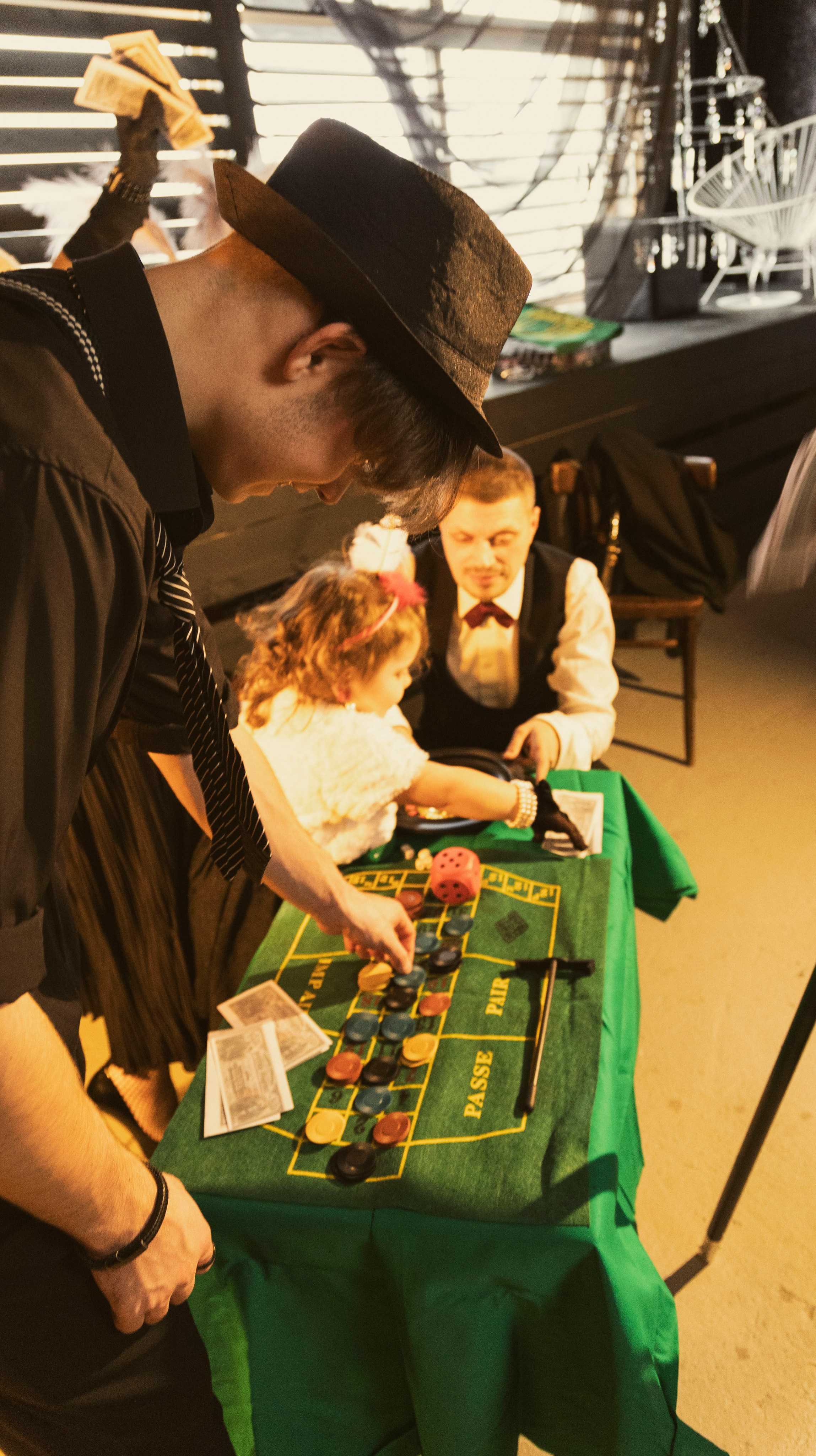 Семья Волковых. Фотограф для маркетплейсов, фотоуслуги в Жуковском Татьяна Марсуверских