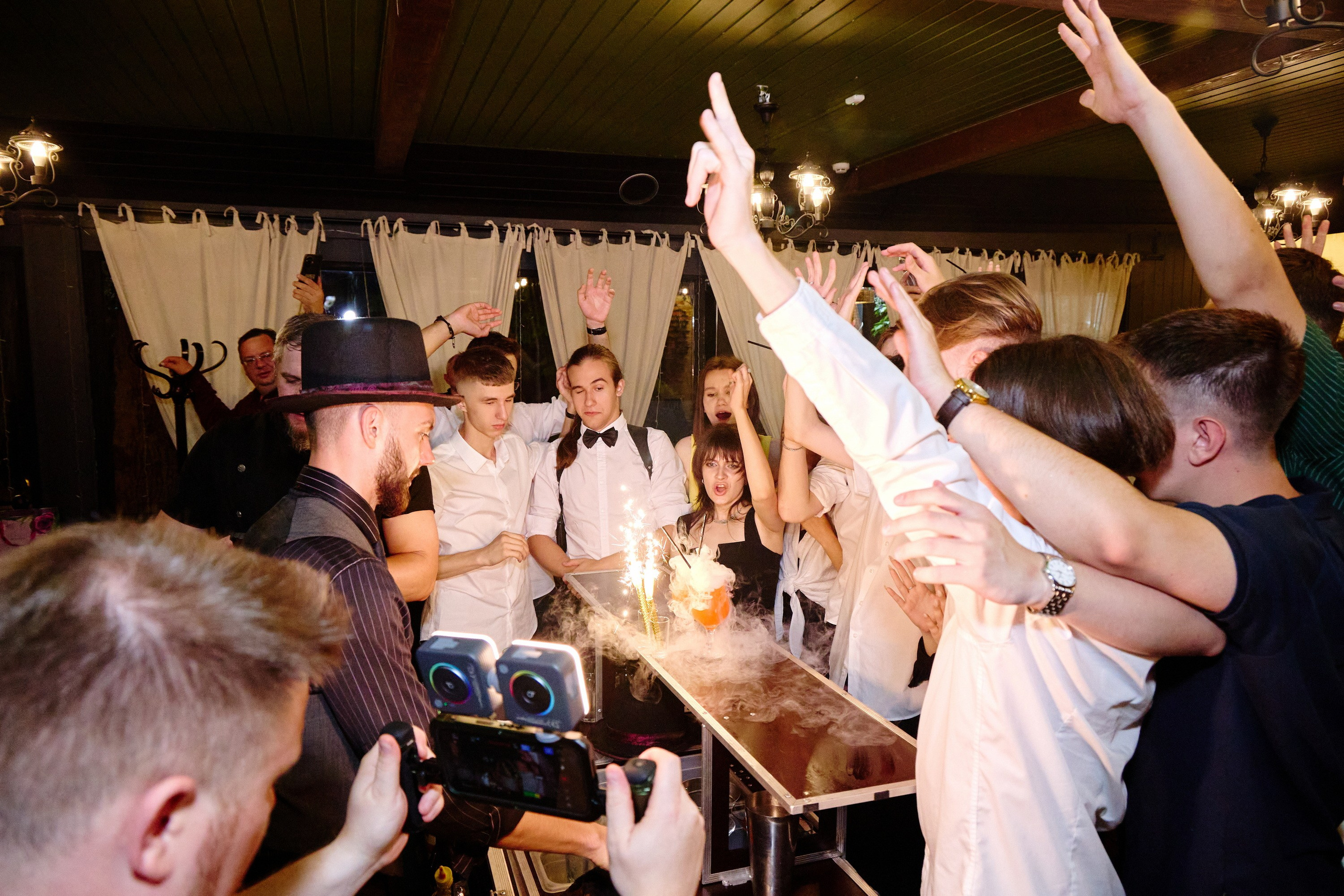 Выпускной 35 Сош. Фотограф Выпускные альбомы Таганрог Сергей Коробченко