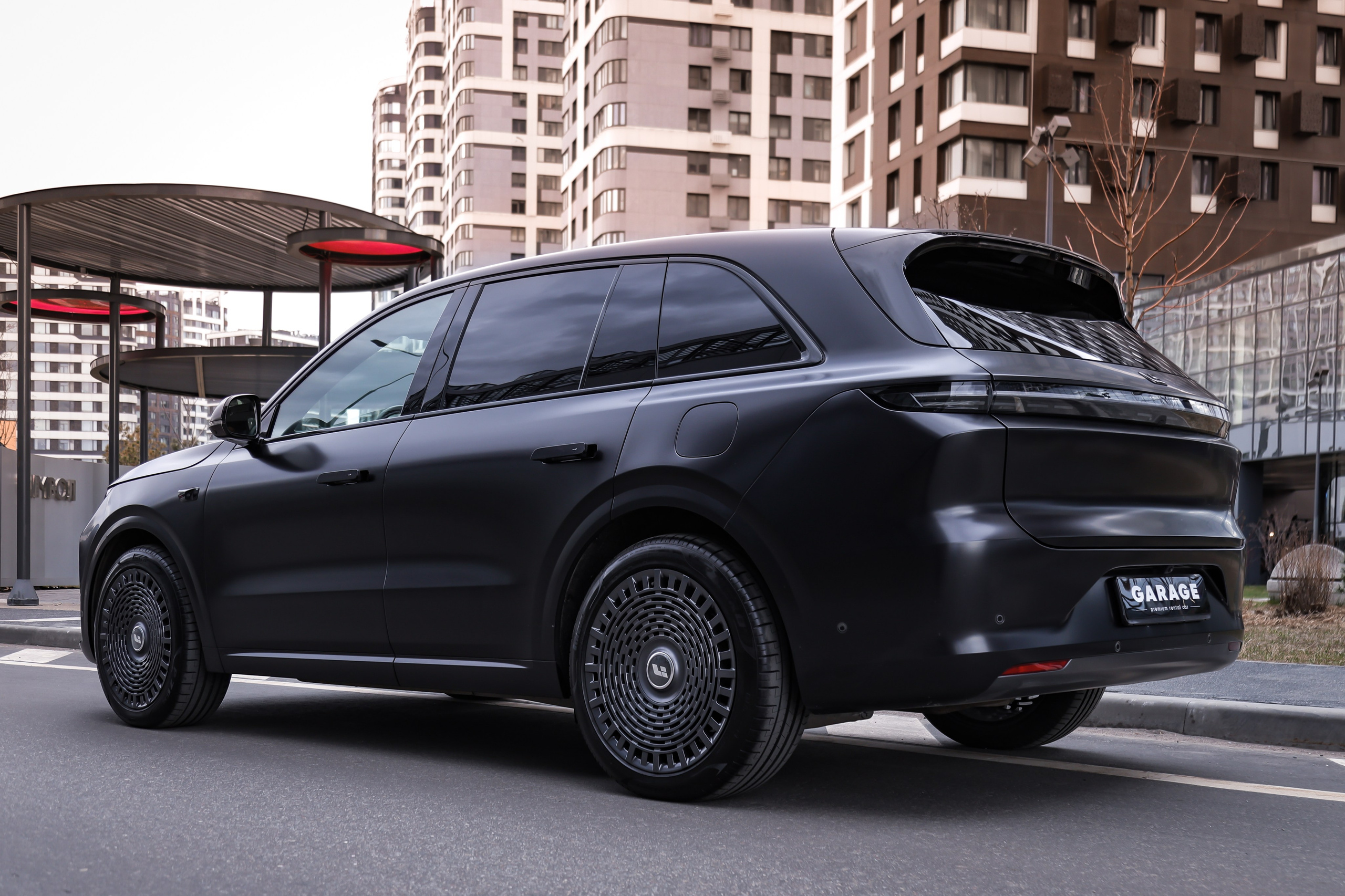 2024 LIXIANG L6. Mixturecaptures