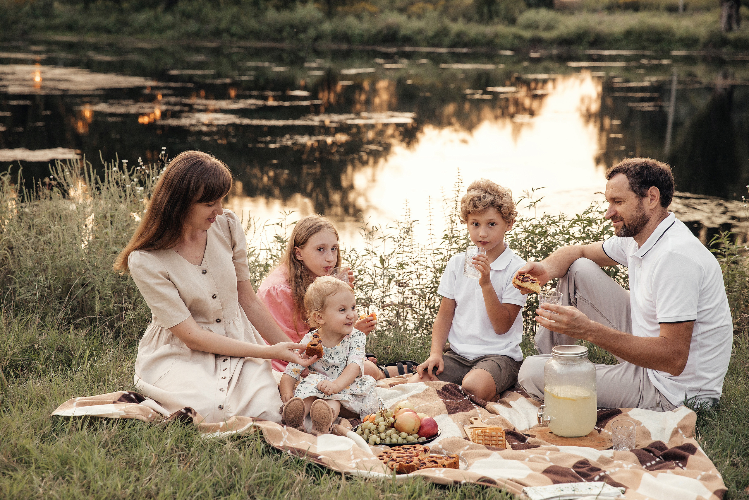 Семейные фотосессии. Свадебный/семейный фотограф Майкоп Галина Кизилова