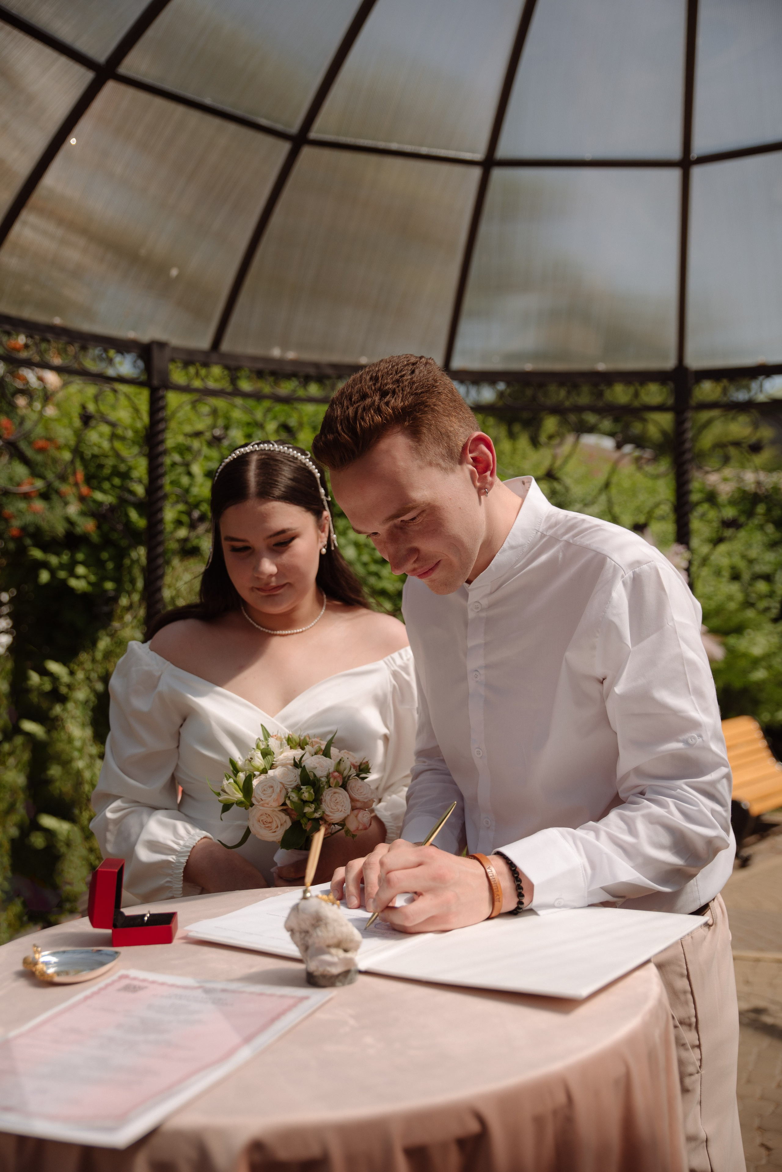 Вика и Женя. Обо мне