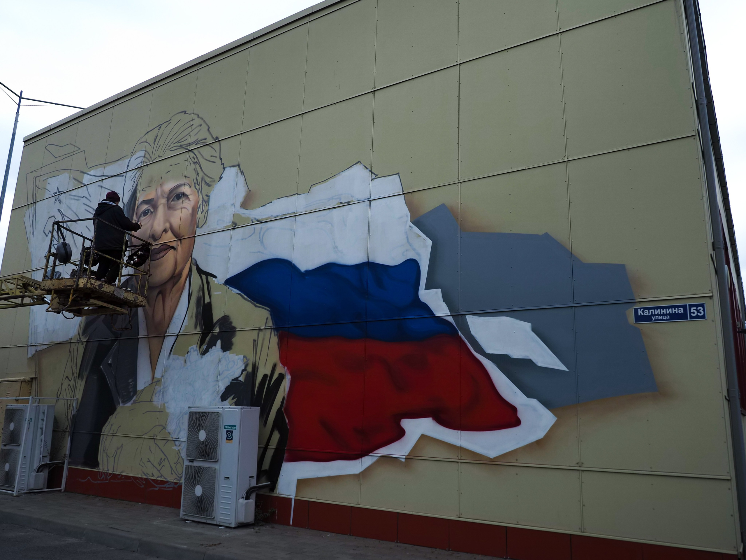 Создание мурала на школе. Профессиональная фотография от VladEstaf_StyloQArt: портреты, репортажи, семья