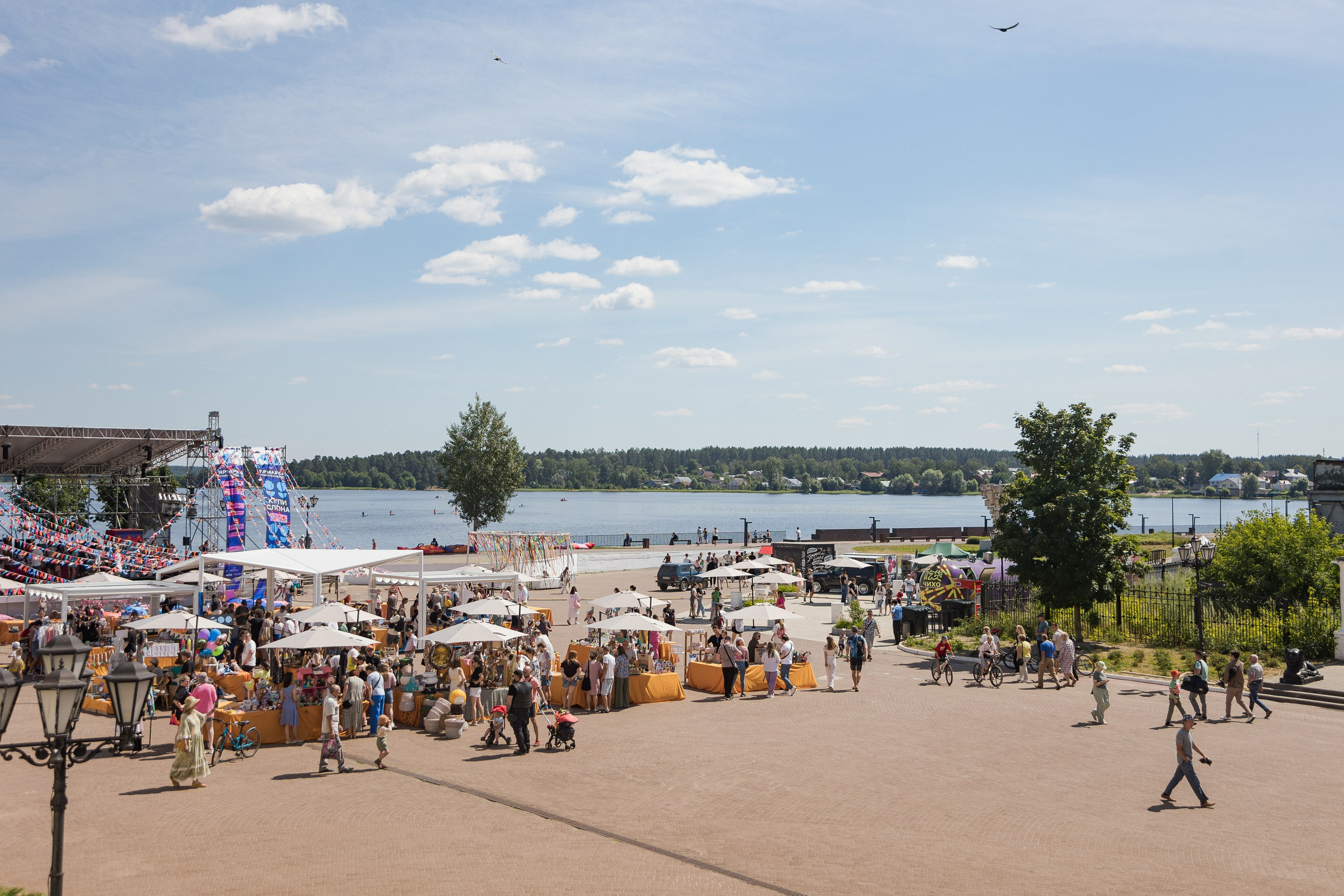 Трехдневный фотоотчет Выкса-фестиваль 2024. Фотограф городских и семейных событий Артем Карпухин