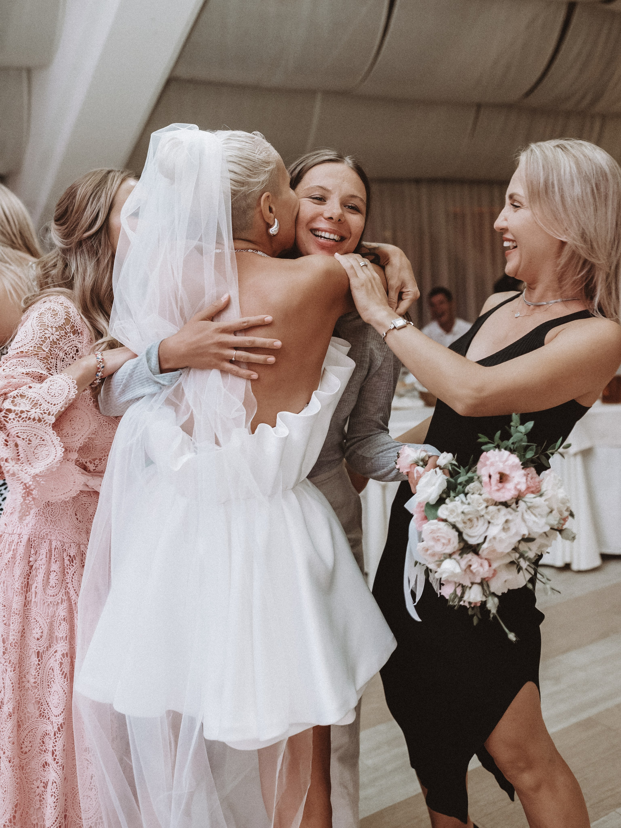 Свадебный фотограф в Рамоде, Новосибирск | Яна Иванова. Семейный и свадебный фотограф в Новосибирске Иванова Яна