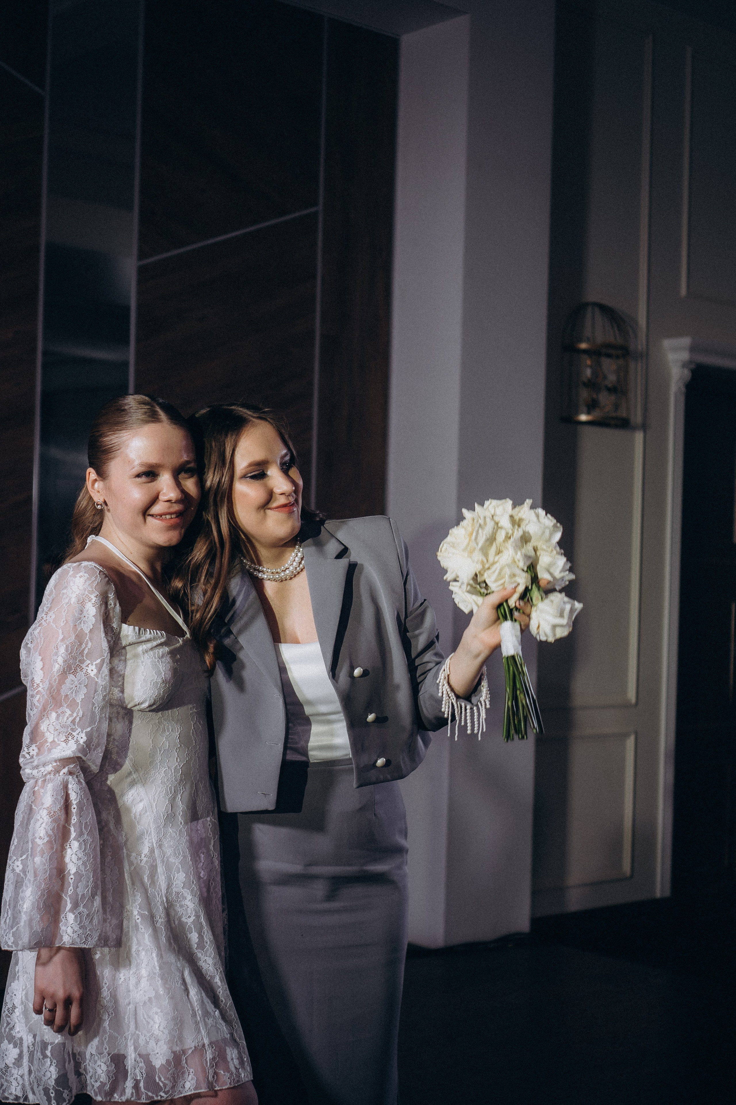 СВАДЕБНАЯ СЬЕМКА СБОРОВ В ОТЕЛЕ И ВЫЕЗД НА ЦЕРЕМОНИЮ (СНЯТО В СИБИРЕ В НИЖНЕВАРТОВСКЕ). Профессиональный фотограф, Санкт-Петербург — Виктория Богомолова