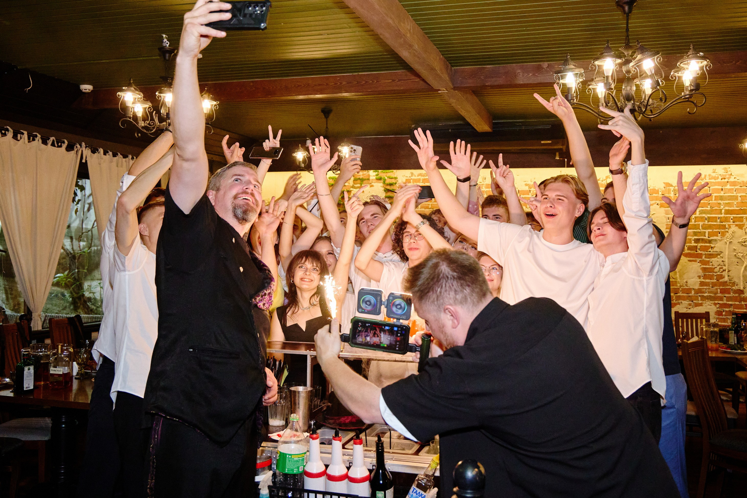 Выпускной 35 Сош. Фотограф Выпускные альбомы Таганрог Сергей Коробченко