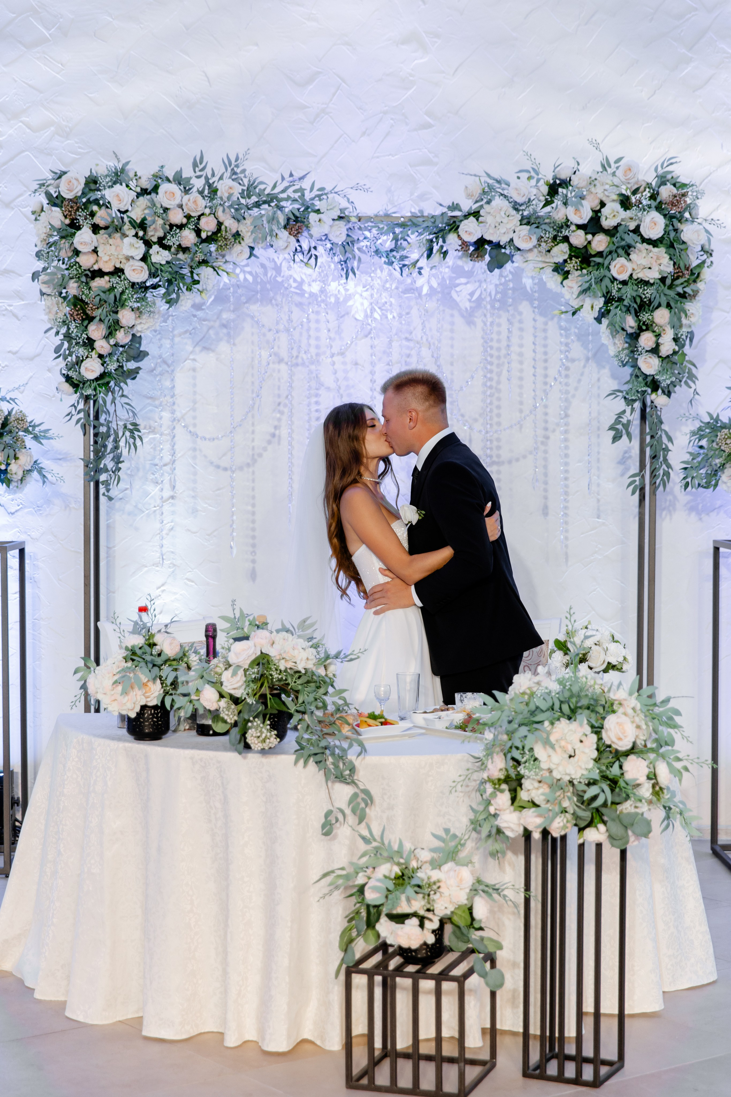 Тимур и Настя. Свадебный фотограф Анна Бабахина