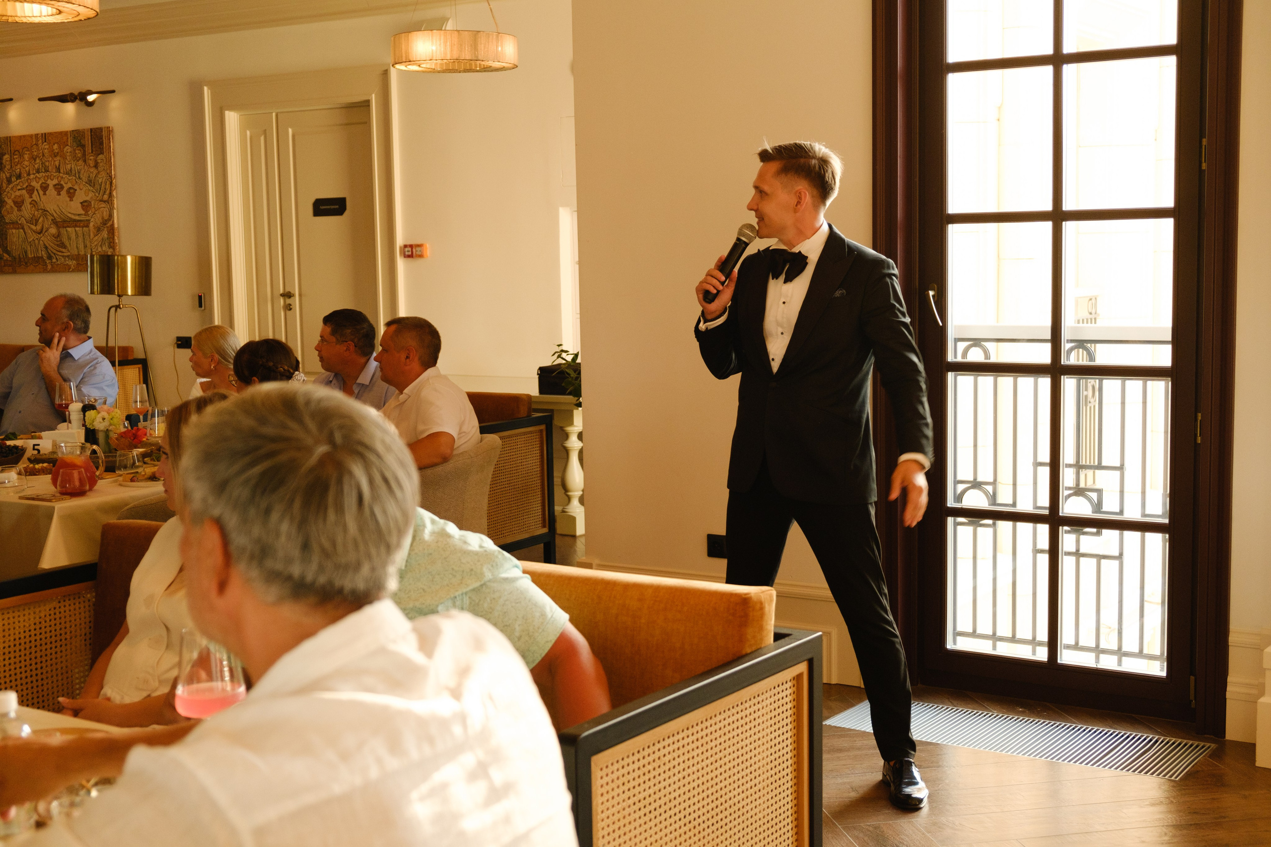 Фотограф на юбилей в Крыму | Съемка дня рождения | Илья Желдак. Профессиональная фотосъемка в Крыму. Натуральные эмоции и живые кадры. Забронируйте дату прямо сейчас!