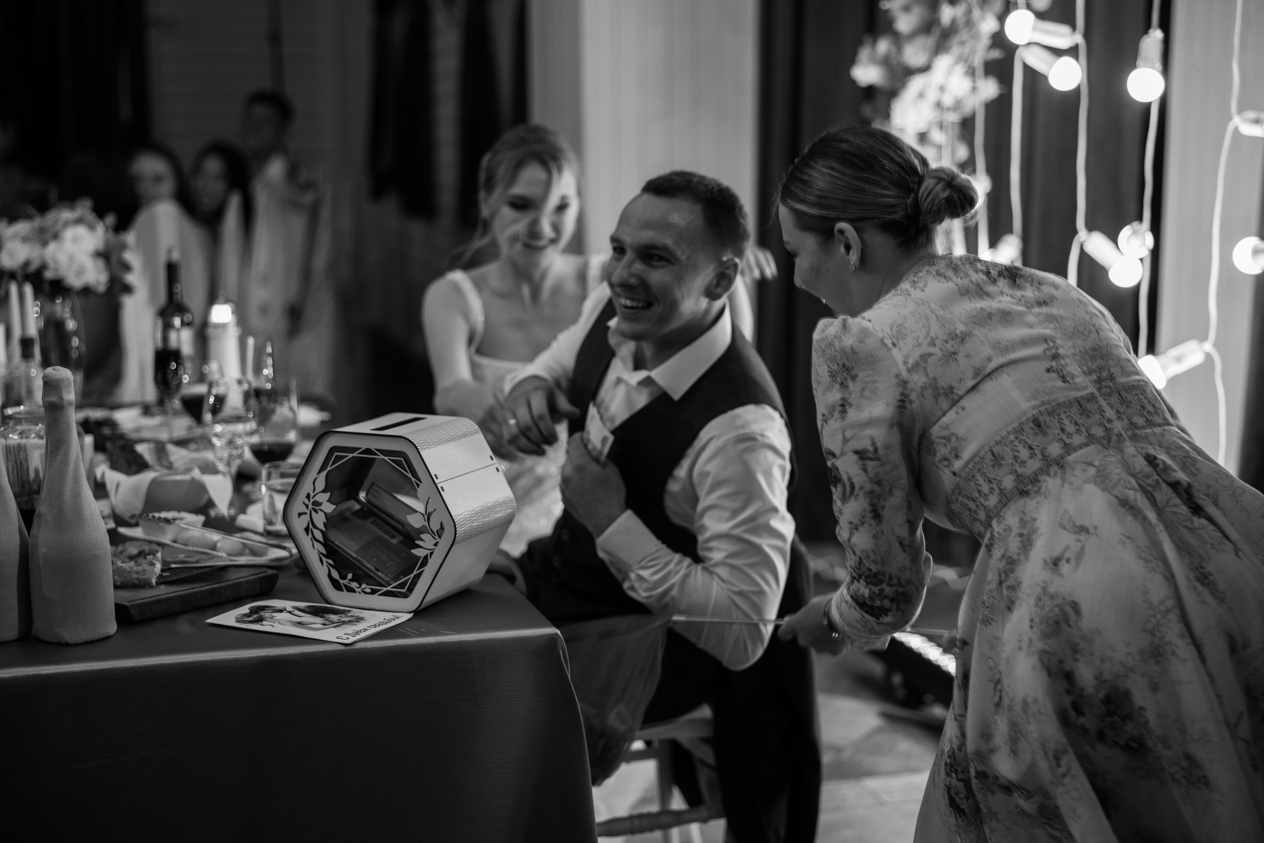 Е+В (Утро, ЗАГС, Luciano, Банкет). Профессиональная фотосъемка в Крыму. Натуральные эмоции и живые кадры. Забронируйте дату прямо сейчас!