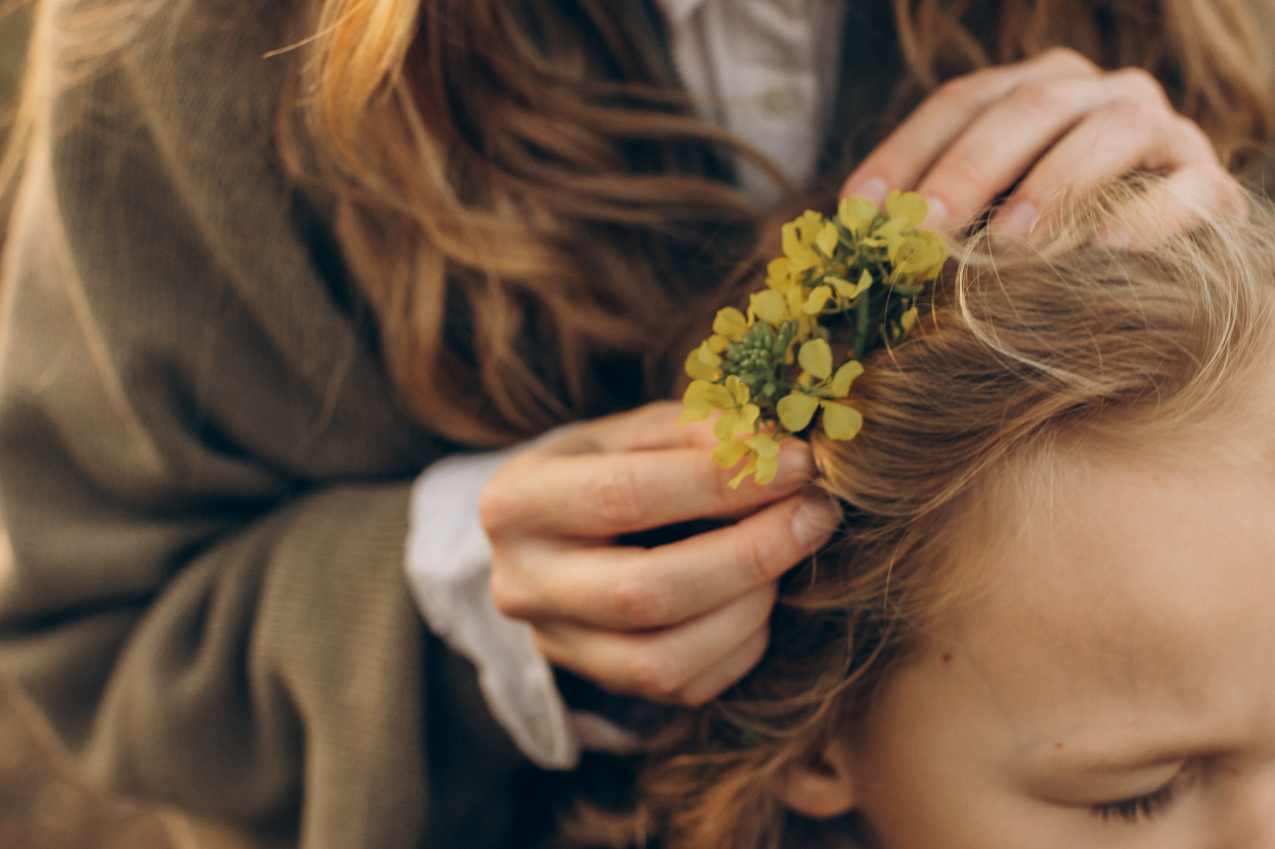 A warm afternoon in the field, just us and the time to be together. Katerina Nord | Wedding and Couple Photographer in Germany and Europe