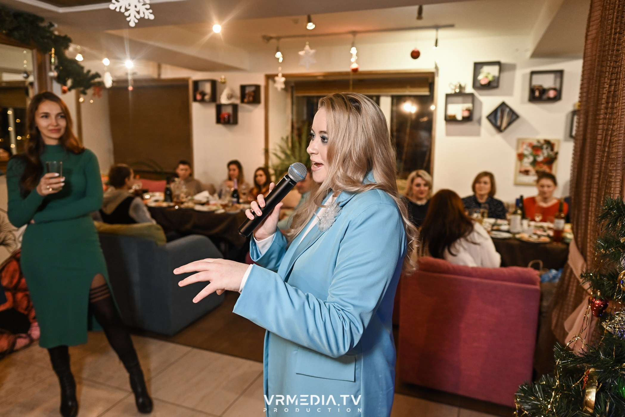 Новогодний вечер в кафе «кАмпот»