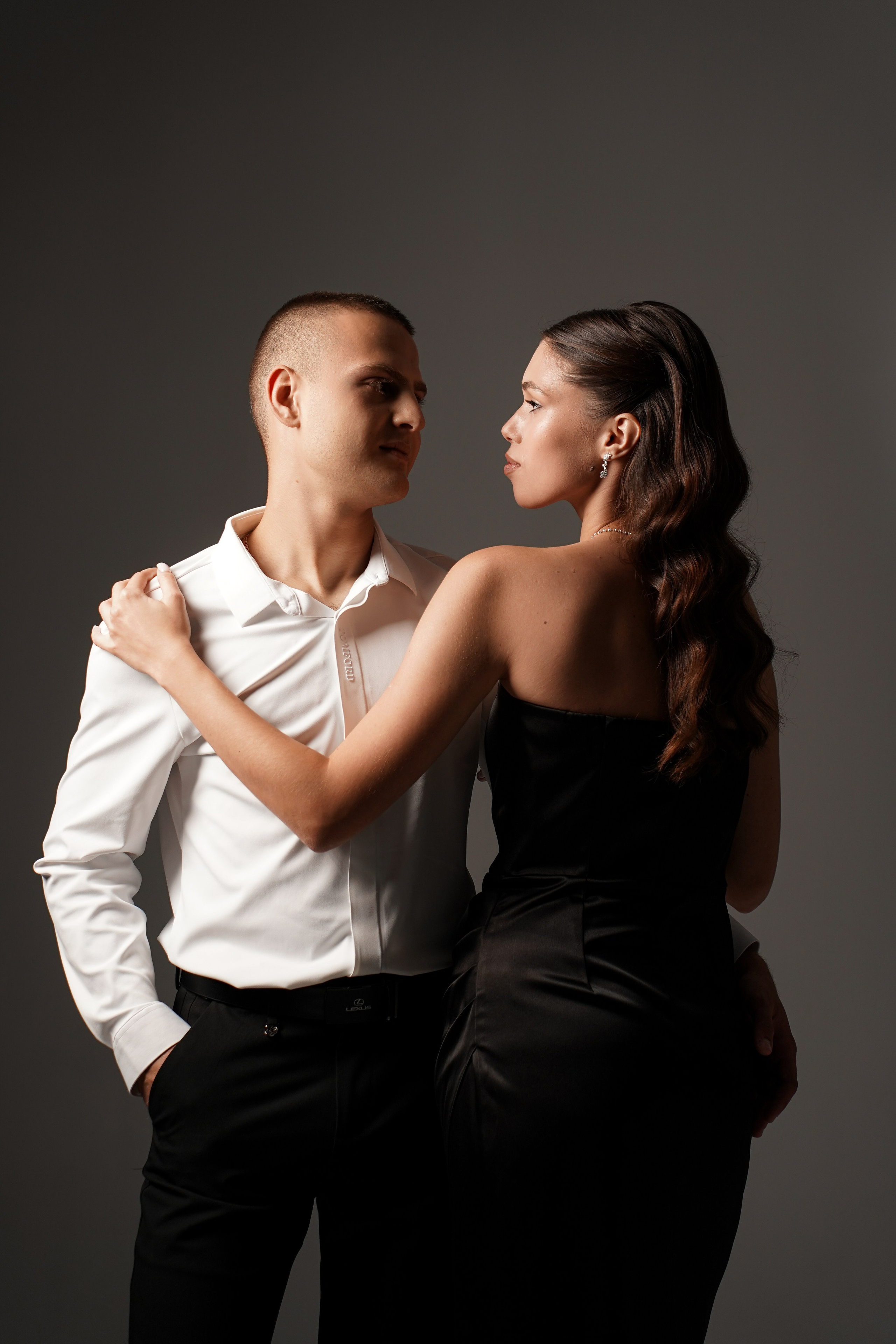 Фотосессия на циклораме. Свадебный фотограф в Ростове-на-Дону. Таинство Крещения и Венчания, семейные фотосессии. Алёна Чёботова