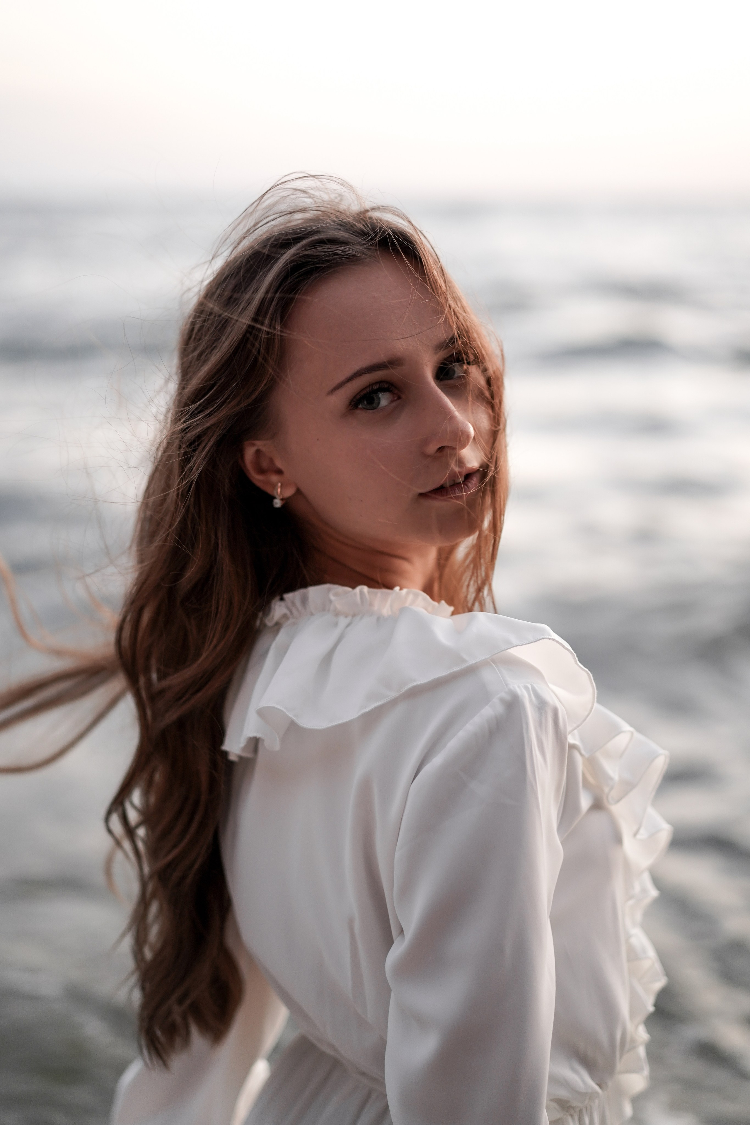 Матвей и Софья на фотосессии дикого пляжа Грот Дианы в Крыму. Свадебный фотограф в Ростове-на-Дону. Таинство Крещения и Венчания, семейные фотосессии. Алёна Чёботова