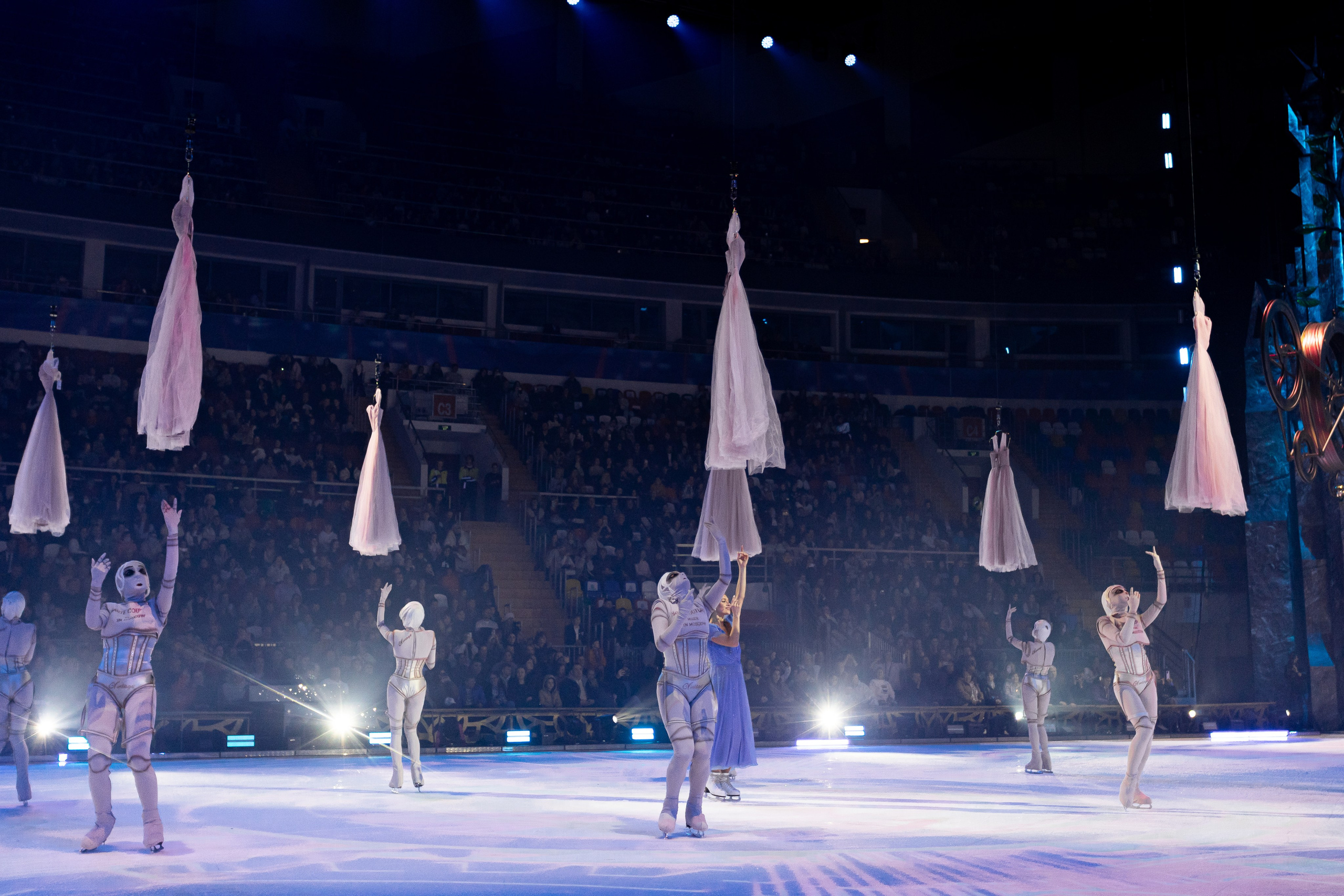 Ледовое шоу Татьяны Навки — «Золушка». Спортивный фотограф — Никита