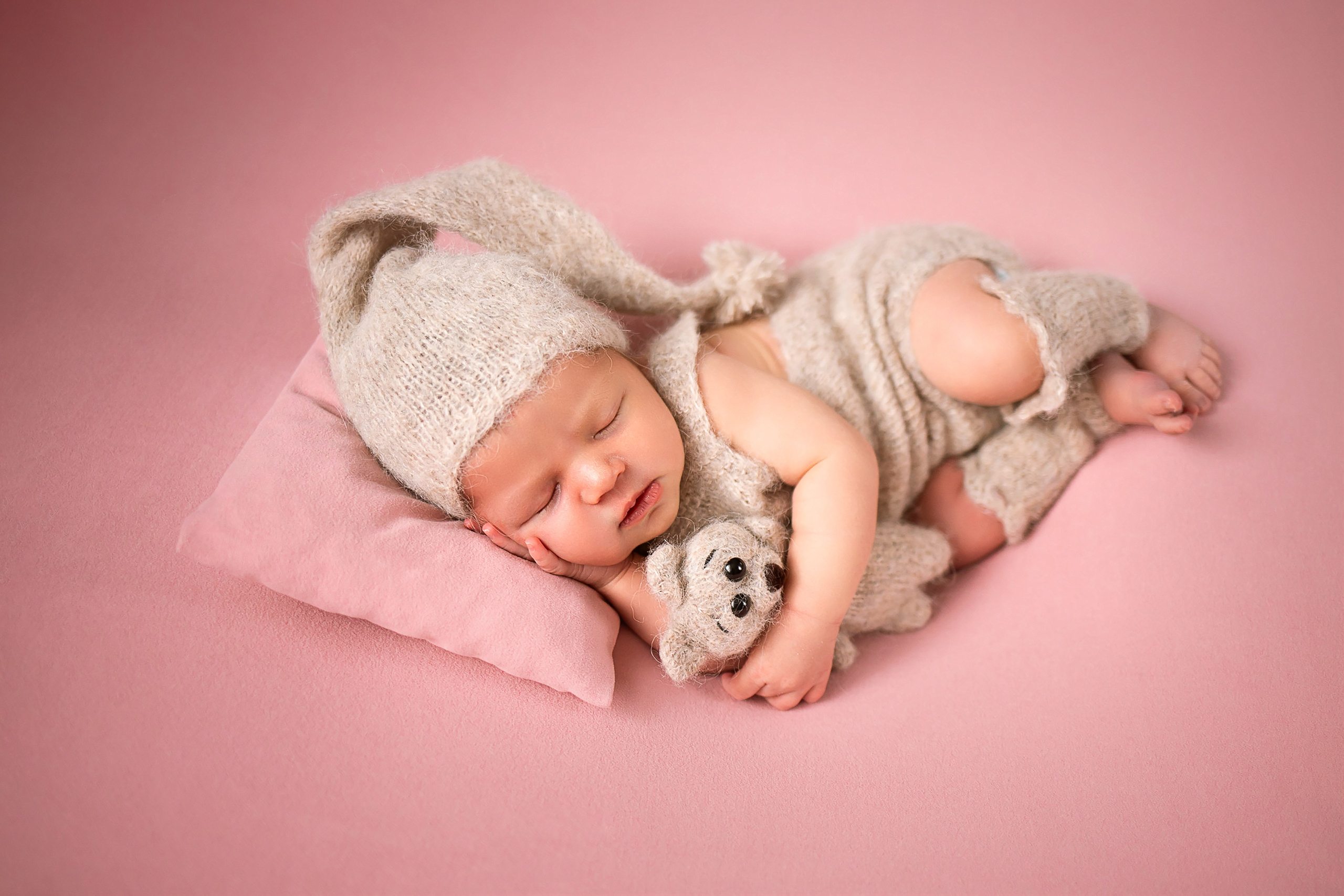 Фотосессия новорожденного. Фотограф новорожденных в Новосибирске