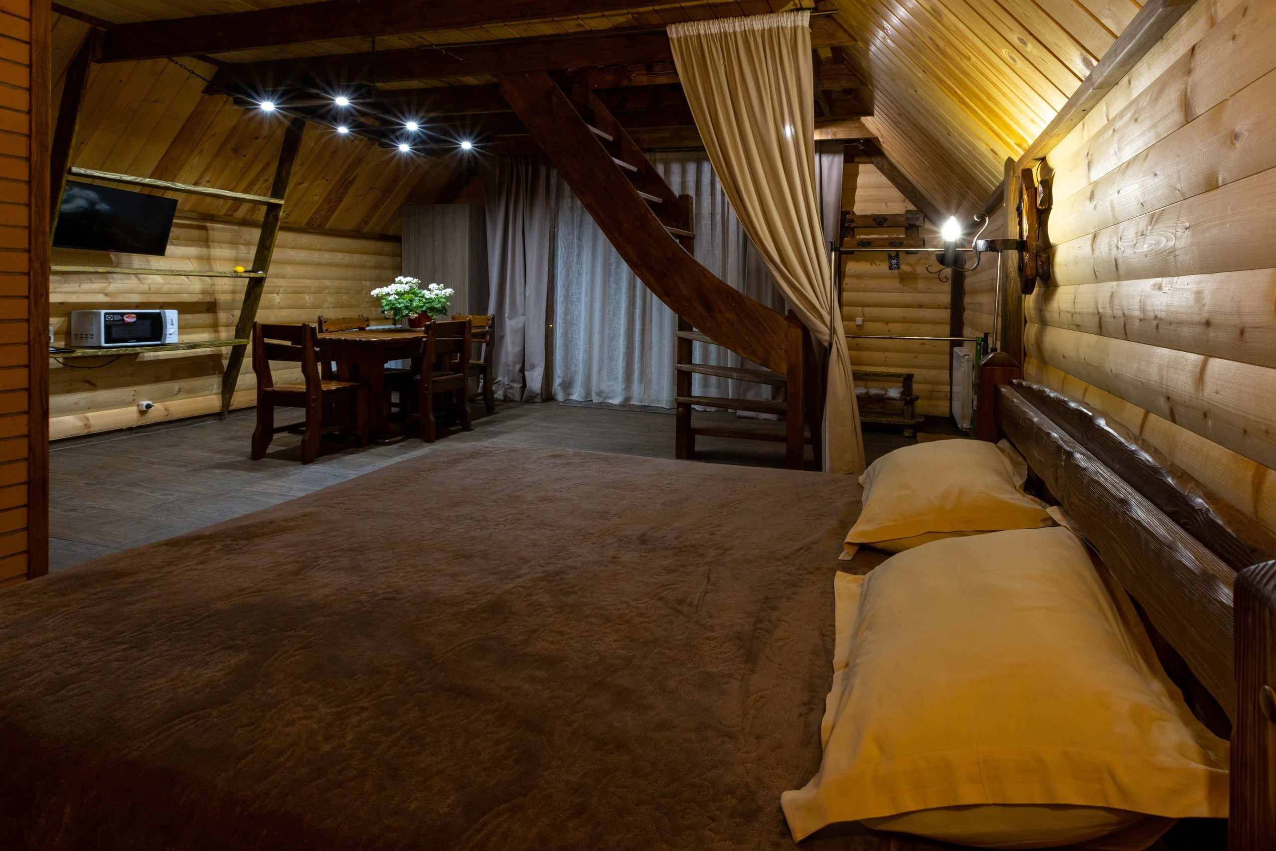 Большая Тросна вечером и новый бассейный комплекс. Фотограф в Туле Крупский АнДРей. Фотостудия «КАДР71» в Туле