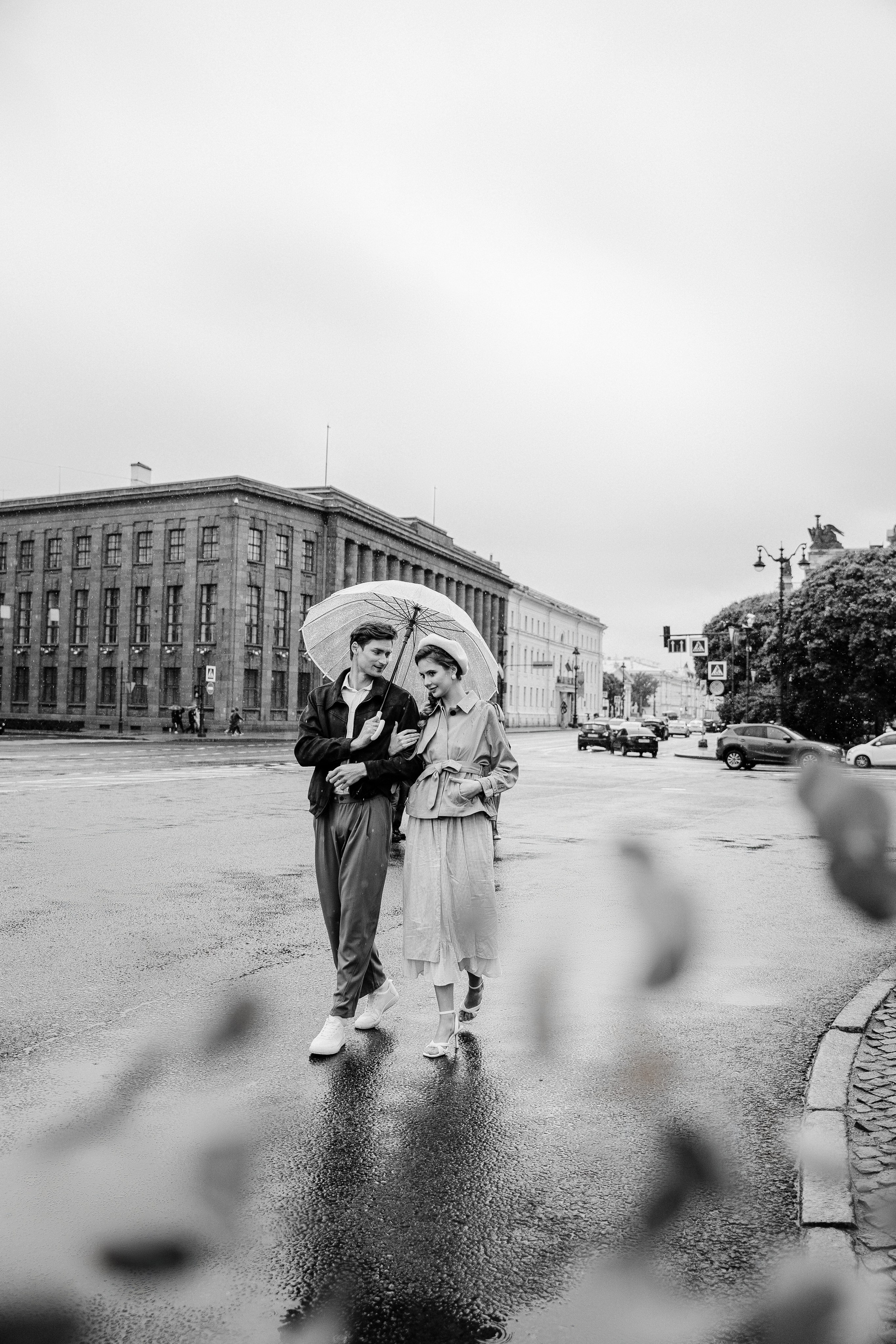 Двое под одним зонтом