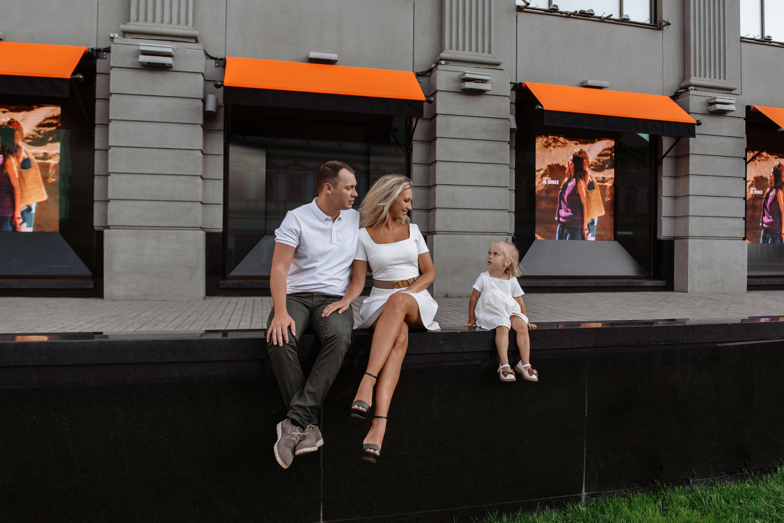 Миллионы глаз смотрят на нас.спустя 5 лет). Свадебный фотограф и визажист в Москве Кристина Палько